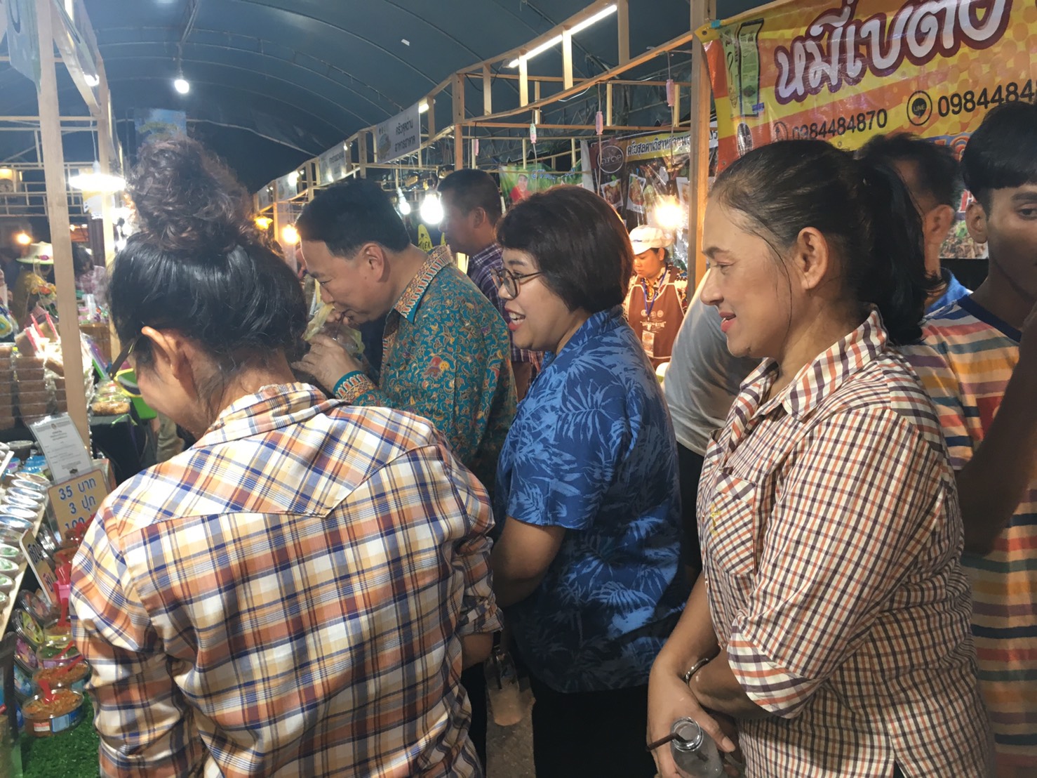 พช.ยะลา ร่วมพิธีเปิดงานแสดงและจำหน่ายสินค้า “หลาดหนามช้าง”