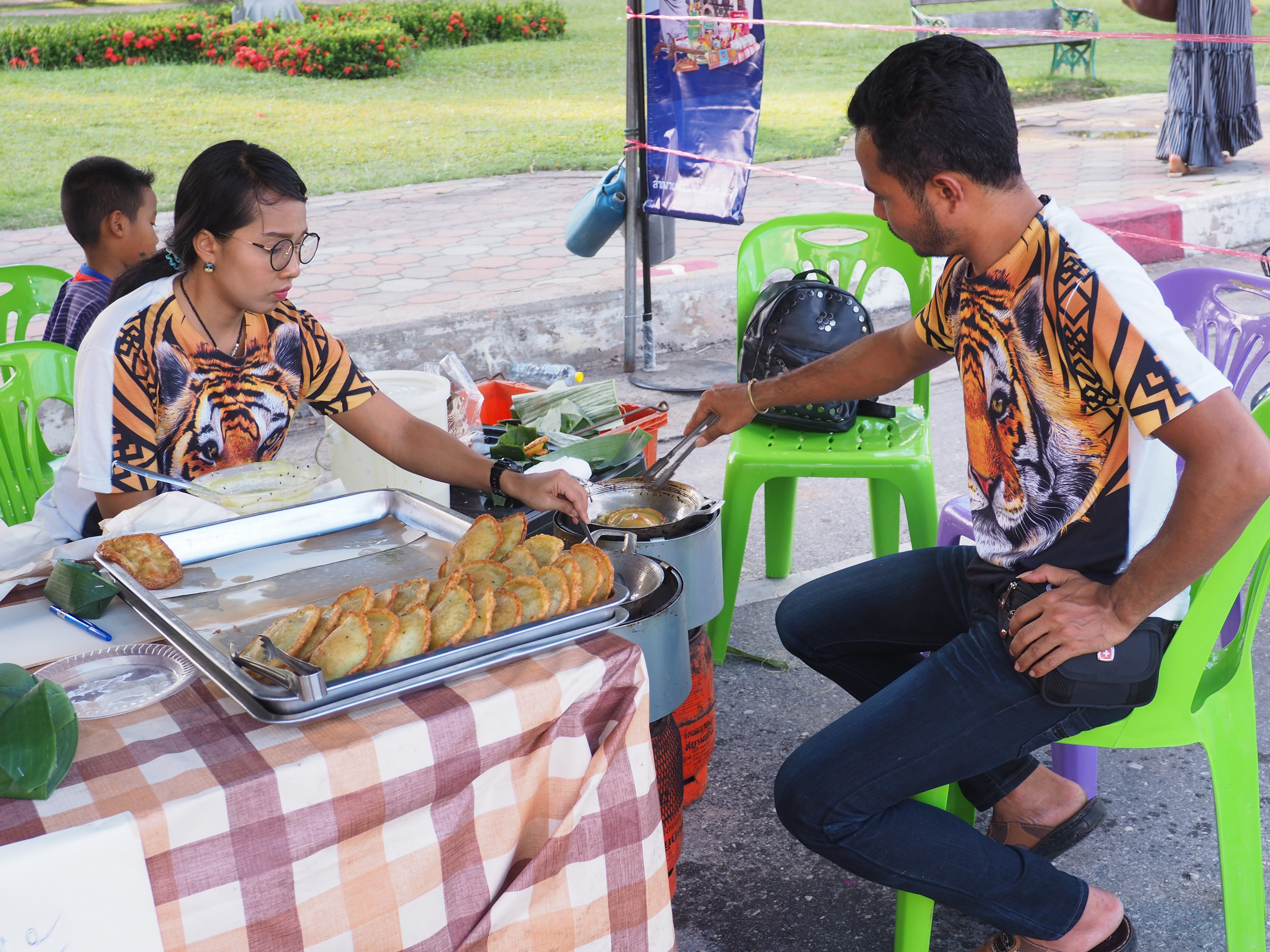สำนักงานพัฒนาชุมชนจังหวัดยะลา จัดการประกวดผลิตภัณฑ์สัมมาชีพชุมชน ในงานสัมมาชีพก้าวไกล สู่ OTOP สากล