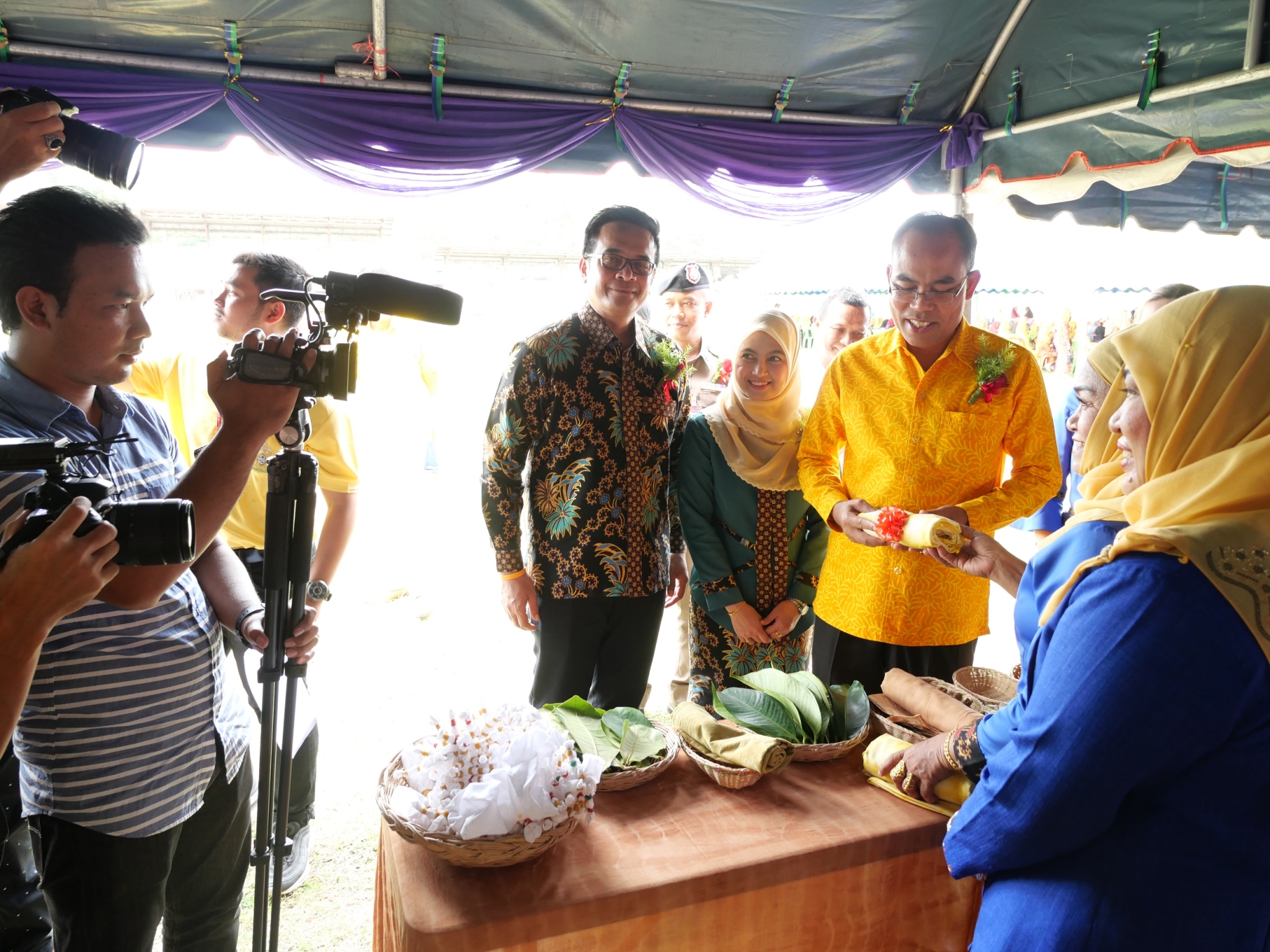 พัฒนาการจังหวัดยะลา ร่วมเป็นเกียรติในพิธีเปิด “งานมหกรรมรวมพลังสตรีคนรามันห์ รามัย 2019”