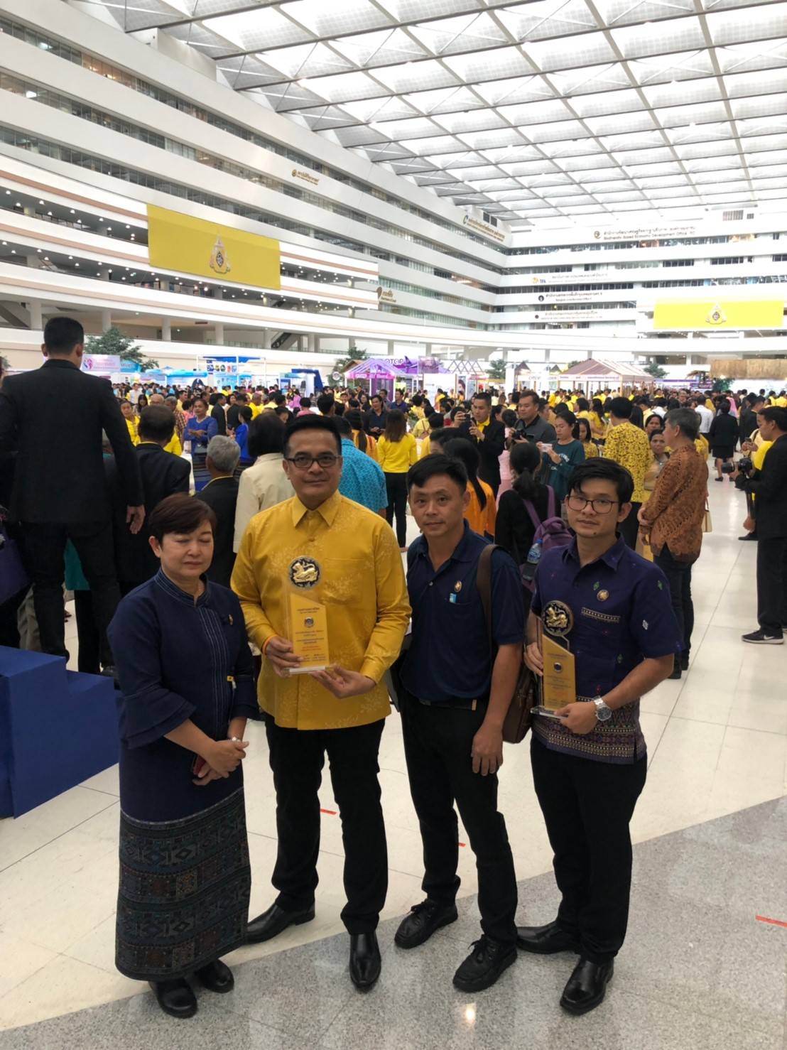 พัฒนาการจังหวัดยะลา ร่วมพิธีเปิดงานวันพัฒนาชุมชน (CD DAY) ครั้งที่ 10