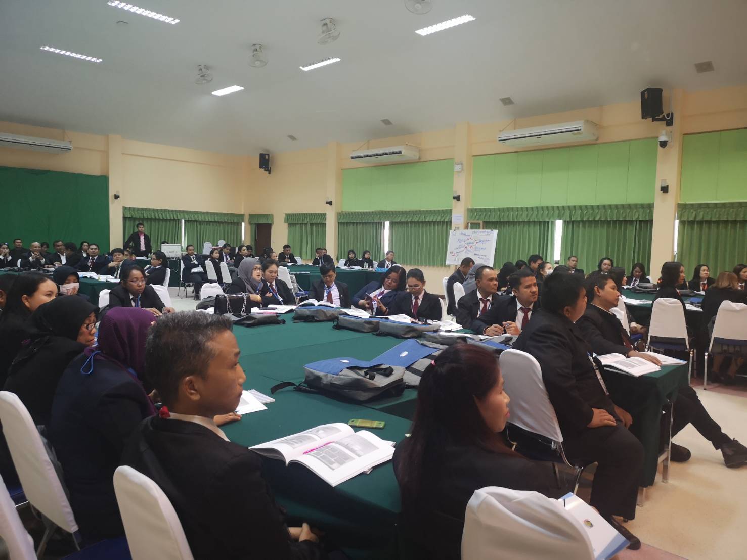 หน.สารสนเทศฯ ยะลา บรรยายในหัวข้อ “การจัดเวทีประชาคม