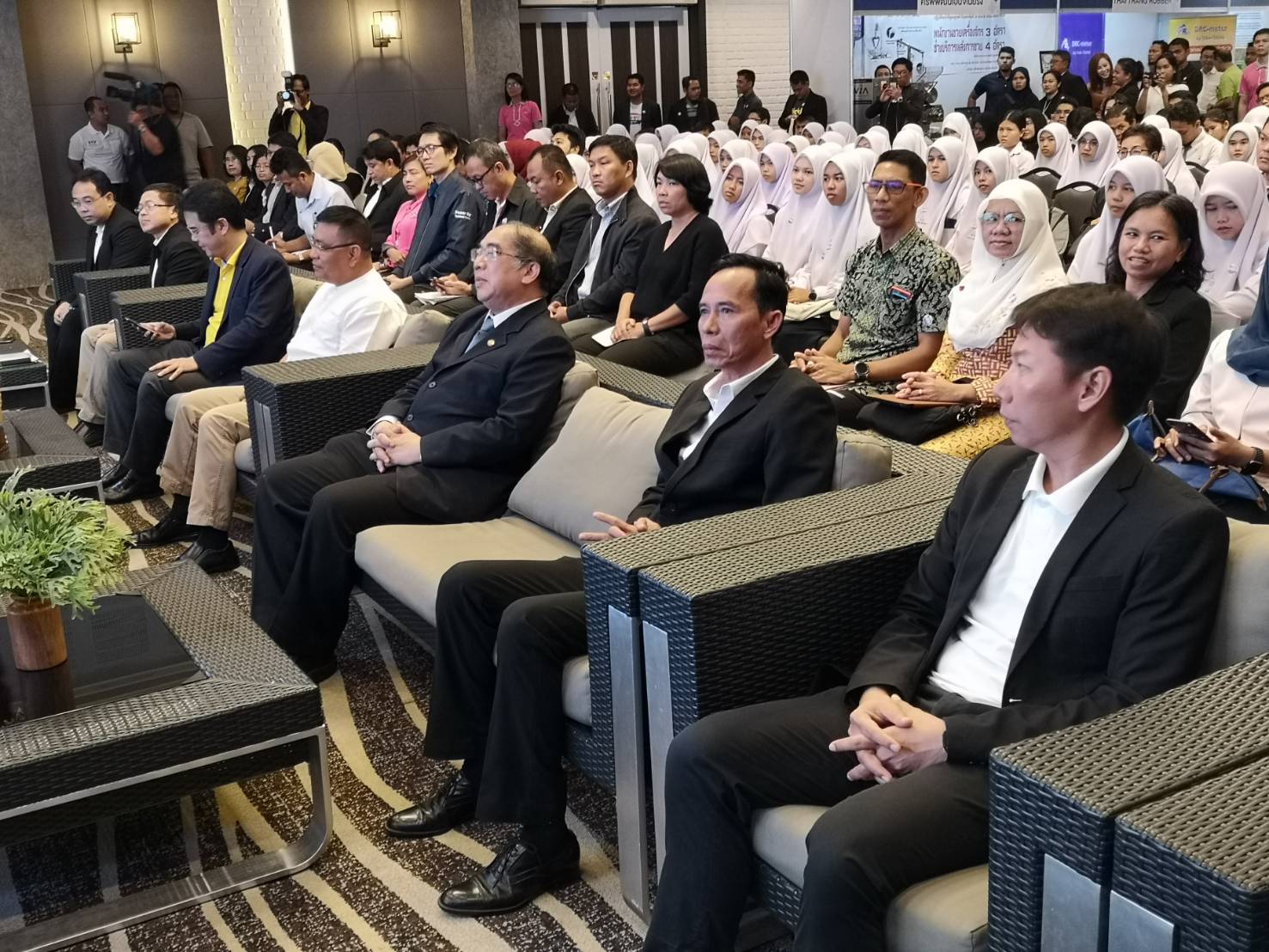 พช.ยะลา ร่วมในพิธีเปิดงานแสดงเทคโนโลยีและนวัตกรรมจังหวัดชายแดนภาคใต้ ครั้งที่ 2