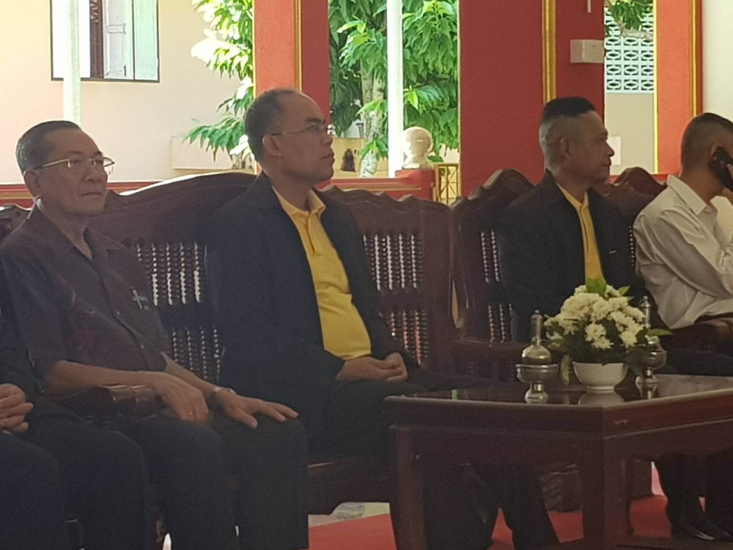 พช.ยะลา ร่วมพิธีทอดผ้าป่าสนับสนุนโครงการทุนเล่าเรียนหลวงสำหรับพระสงฆ์ไทย