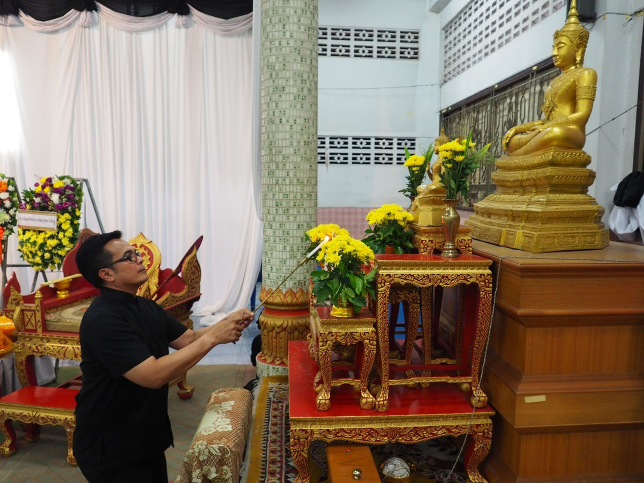 พจ.ยะลา นำคณะข้าราชการ พช.ยะลา เป็นเจ้าภาพสวดพระอภิธรรมศพ คุณแม่ทองดี เย็นเปี่ยม