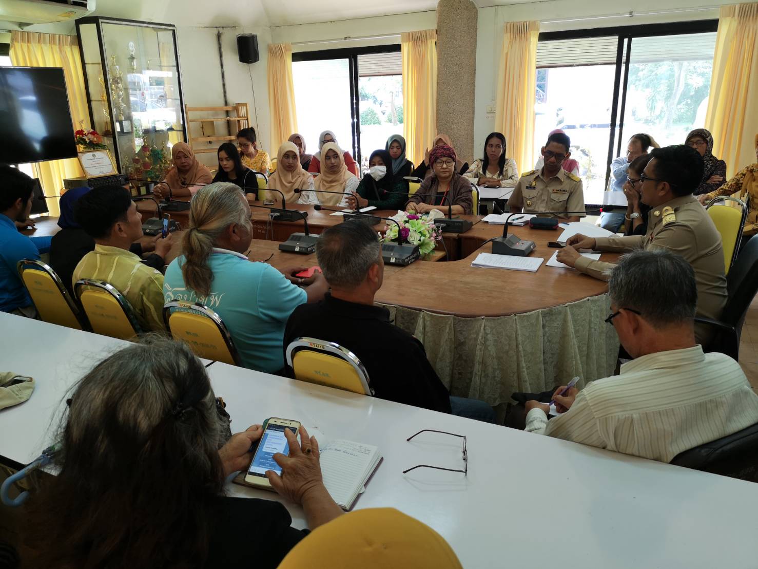 จังหวัดยะลา ประชุมพิจารณาคัดเลือกผู้ผลิต ผู้ประกอบการ OTOP
