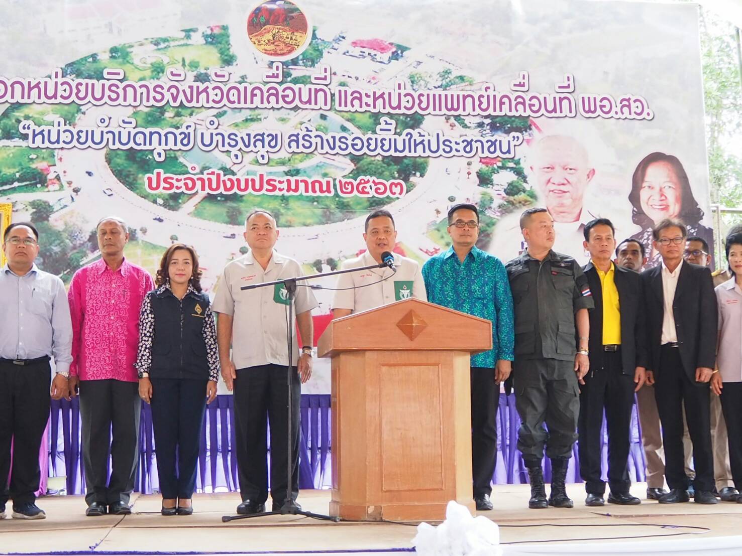 พช.ยะลา มอบทุนอุปการะ กองทุนพัฒนาเด็กชนบทฯ จำนวน 10 ทุน