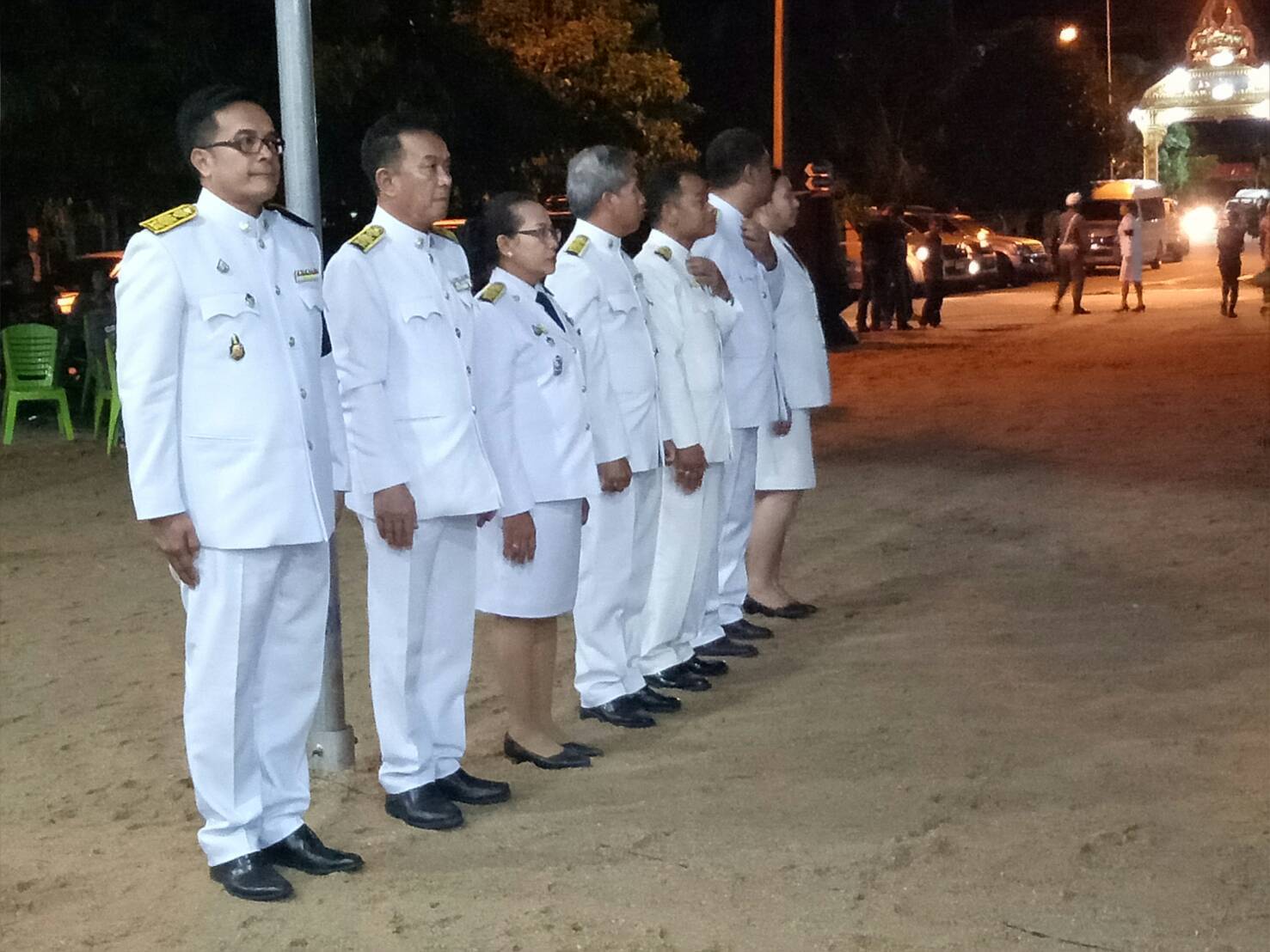 พัฒนาการจังหวัดยะลา ร่วมพิธีวางพวงมาลาหลวงและพวงมาลาพระบรมวงศานุวงศ์