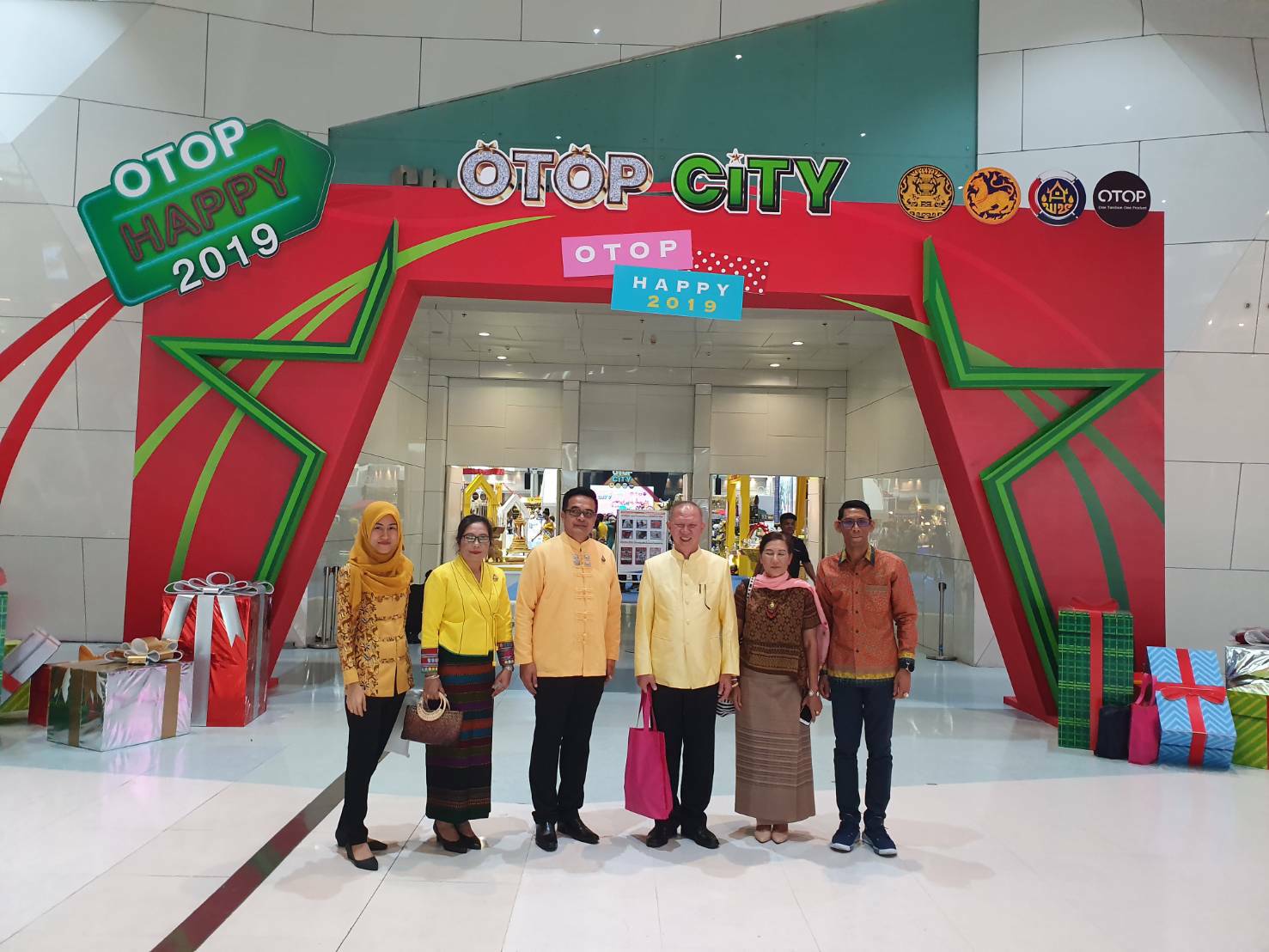 ผู้ว่าฯยะลา ร่วมพิธีเปิด OTOP CITY 2109 ตระการตา อาณาจักรของขวัญของฝากทั่วไทย