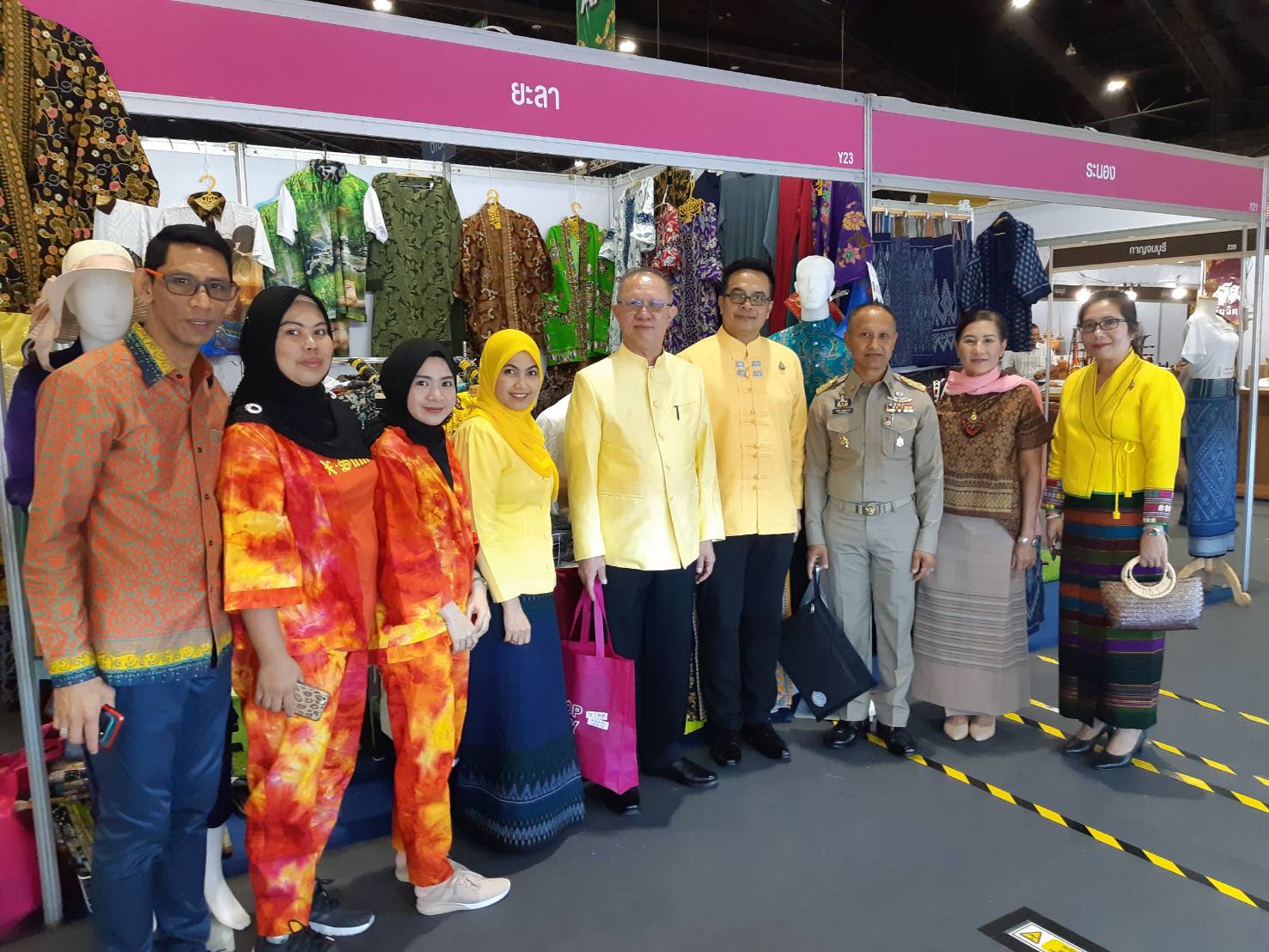 ผู้ว่าฯยะลา ร่วมพิธีเปิด OTOP CITY 2109 ตระการตา อาณาจักรของขวัญของฝากทั่วไทย