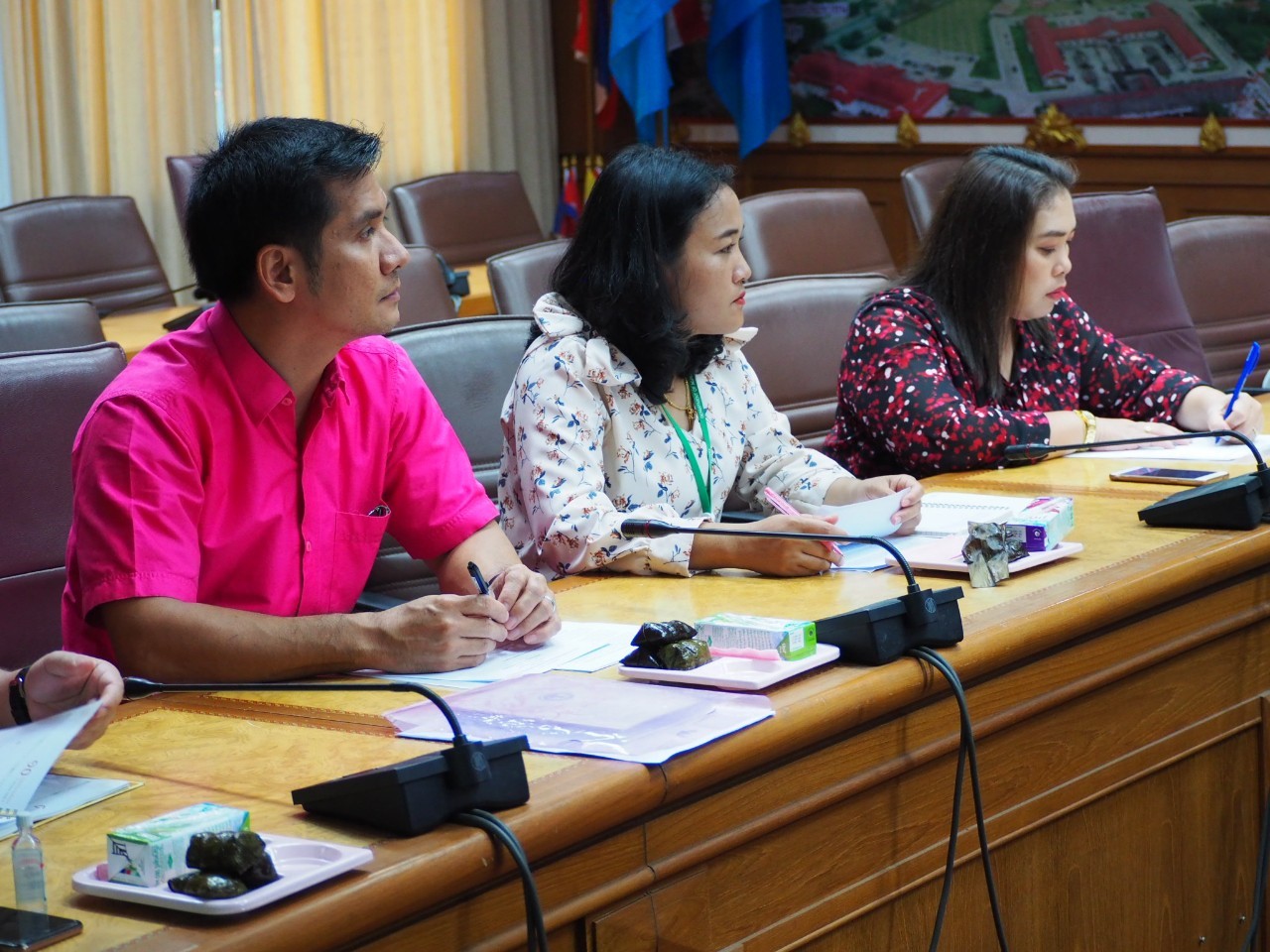 จ.ยะลา ประชุมคณะฯ ขับเคลื่อนการพัฒนาหมู่บ้านและชุมชนท้องถิ่นตามหลักปรัชญาของเศรษฐกิจพอเพียง
