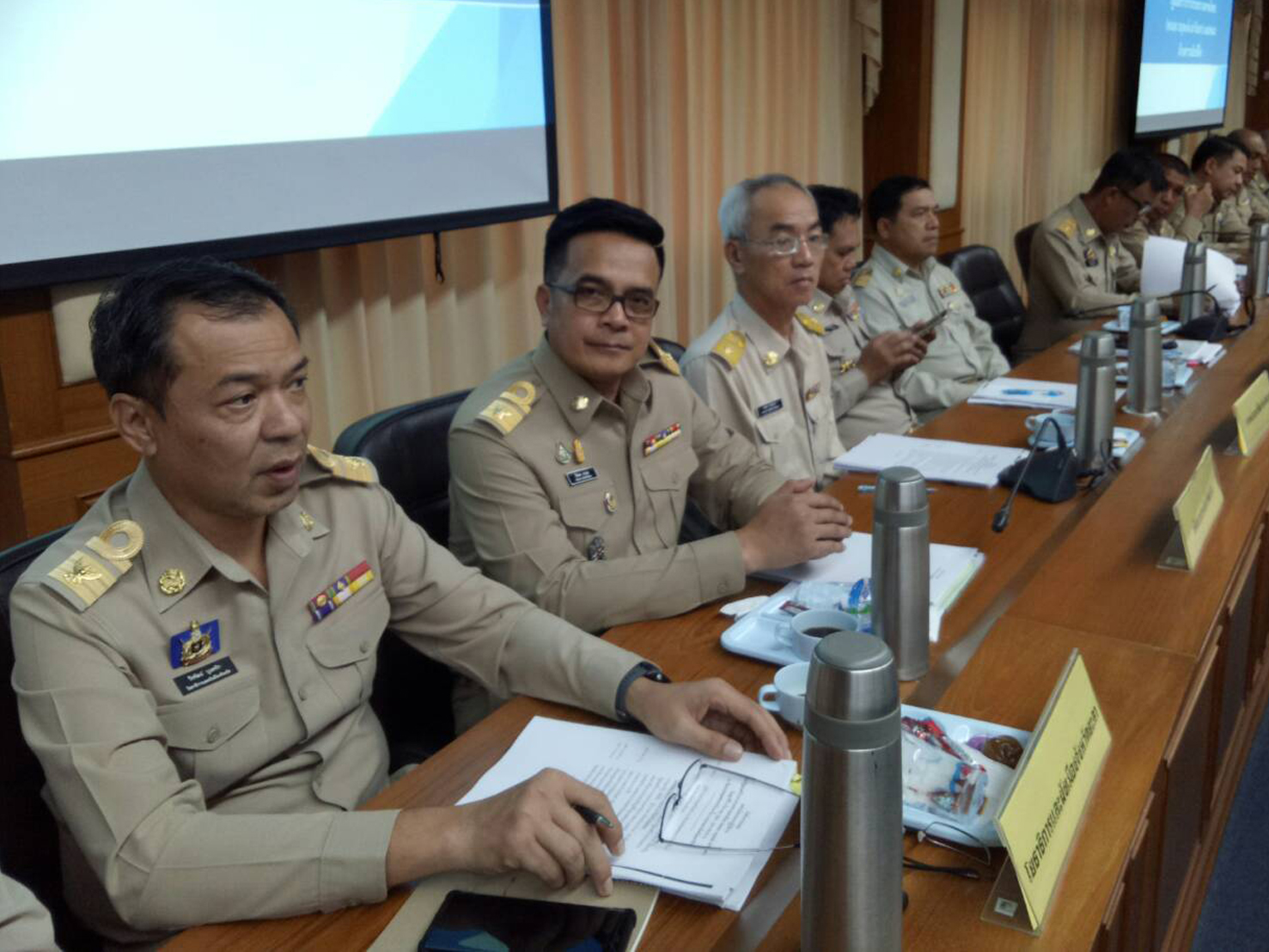 พจ.ยะลา ร่วมประชุมข้อราชการและรับมอบนโยบายจากรัฐมนตรีว่าการกระทรวงมหาดไทย