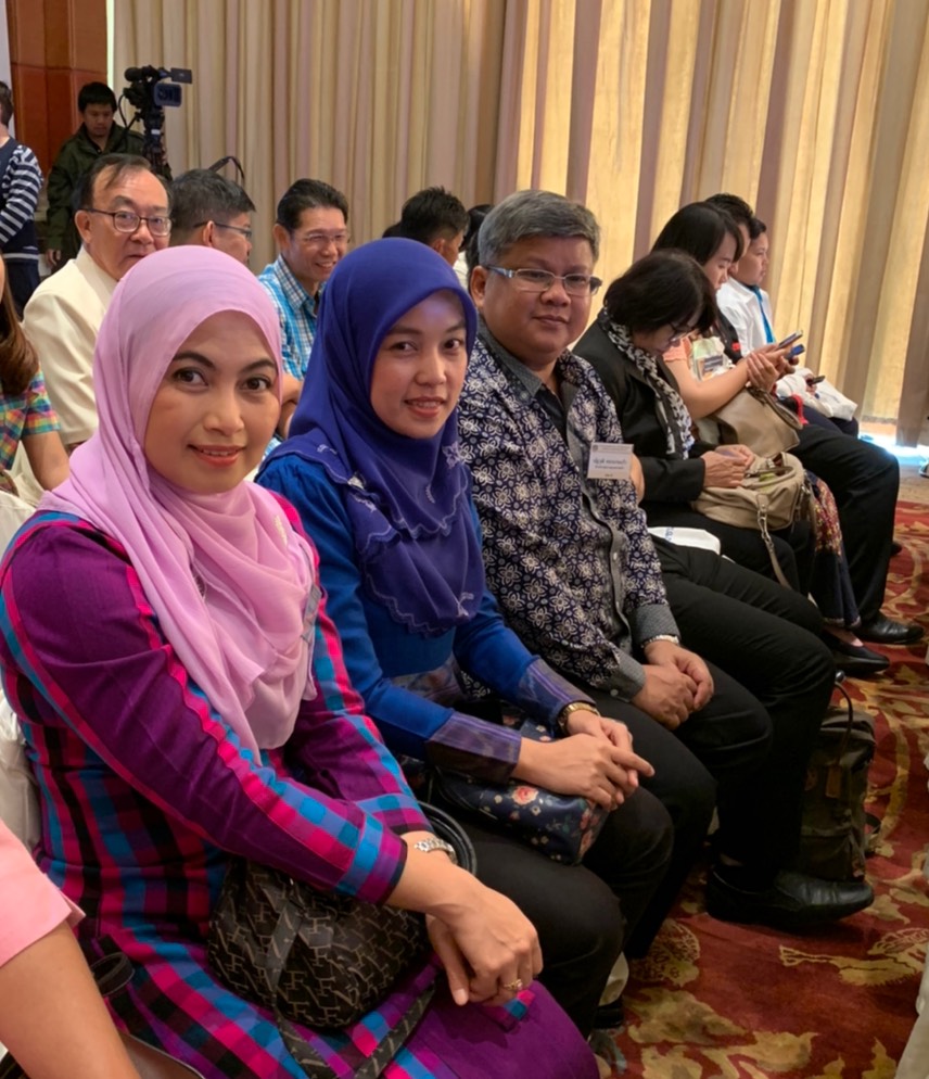 พช.ยะลา ร่วมประชุมเชิงปฏิบัติการพัฒนากลไกขับเคลื่อนการพัฒนาเศรษฐกิจฐานรากและประชารัฐ ระดับประเทศ