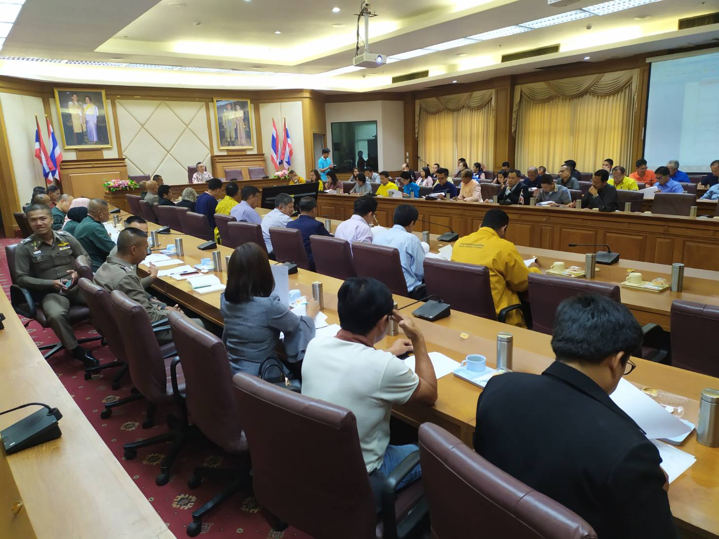 พช.ยะลา ร่วมประชุมเตรียมความพร้อมในการเดินทางของคณะรัฐมนตรี