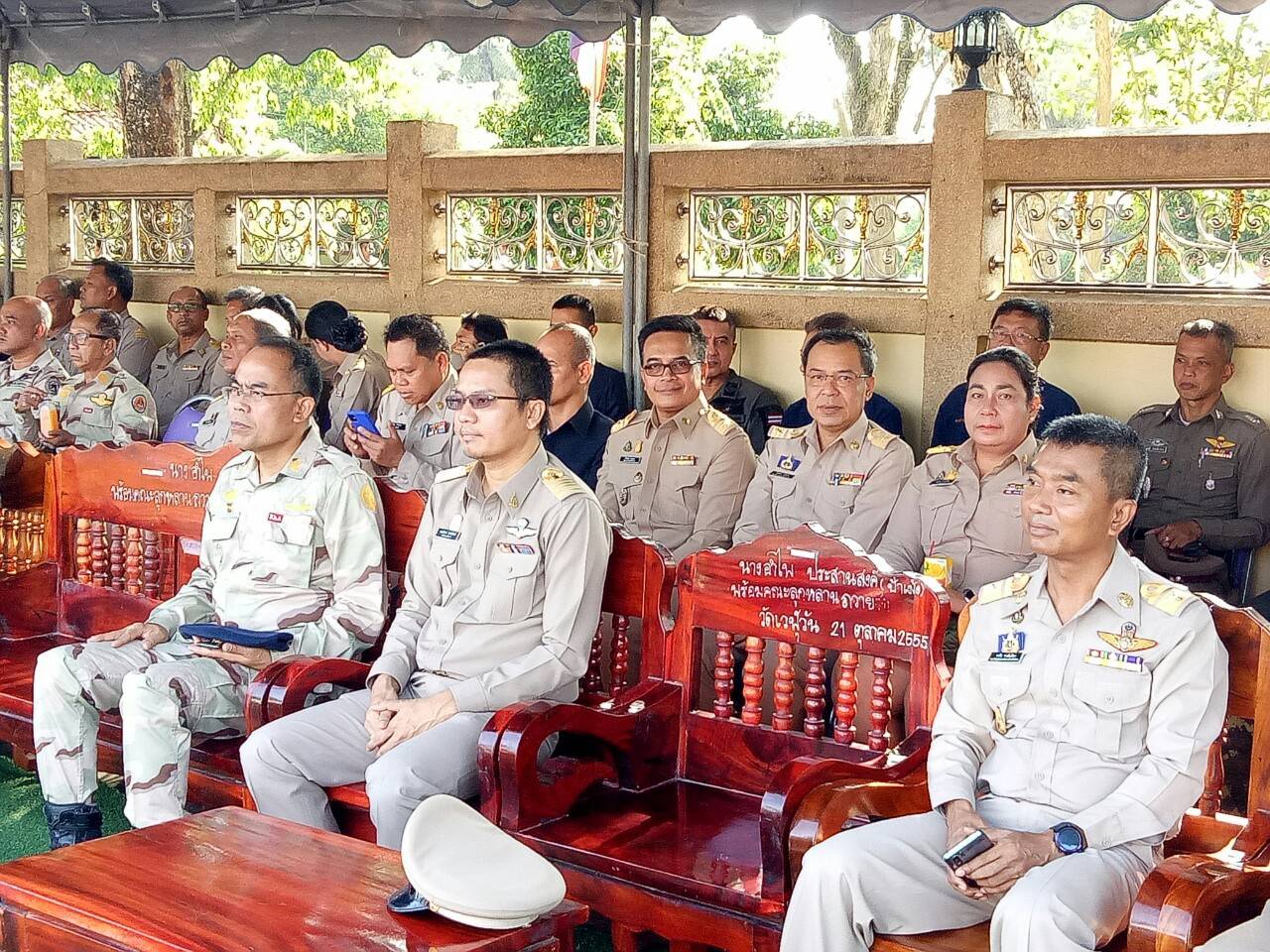 พช. ยะลา นำบุตรข้าราชการ พนักงานราชการและลูกจ้างเข้ารับทุนการศึกษา