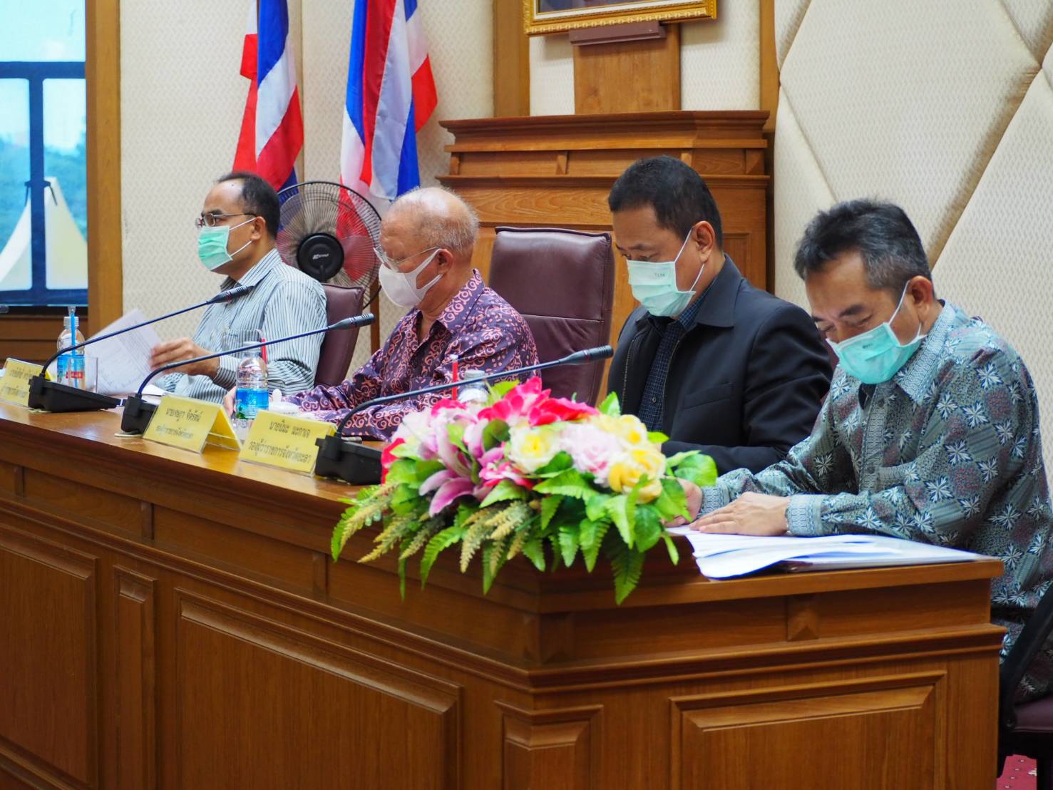 พช.ยะลา ร่วมประชุมเฝ้าระวัง โควิด – 19 ครั้งที่ 12/2563