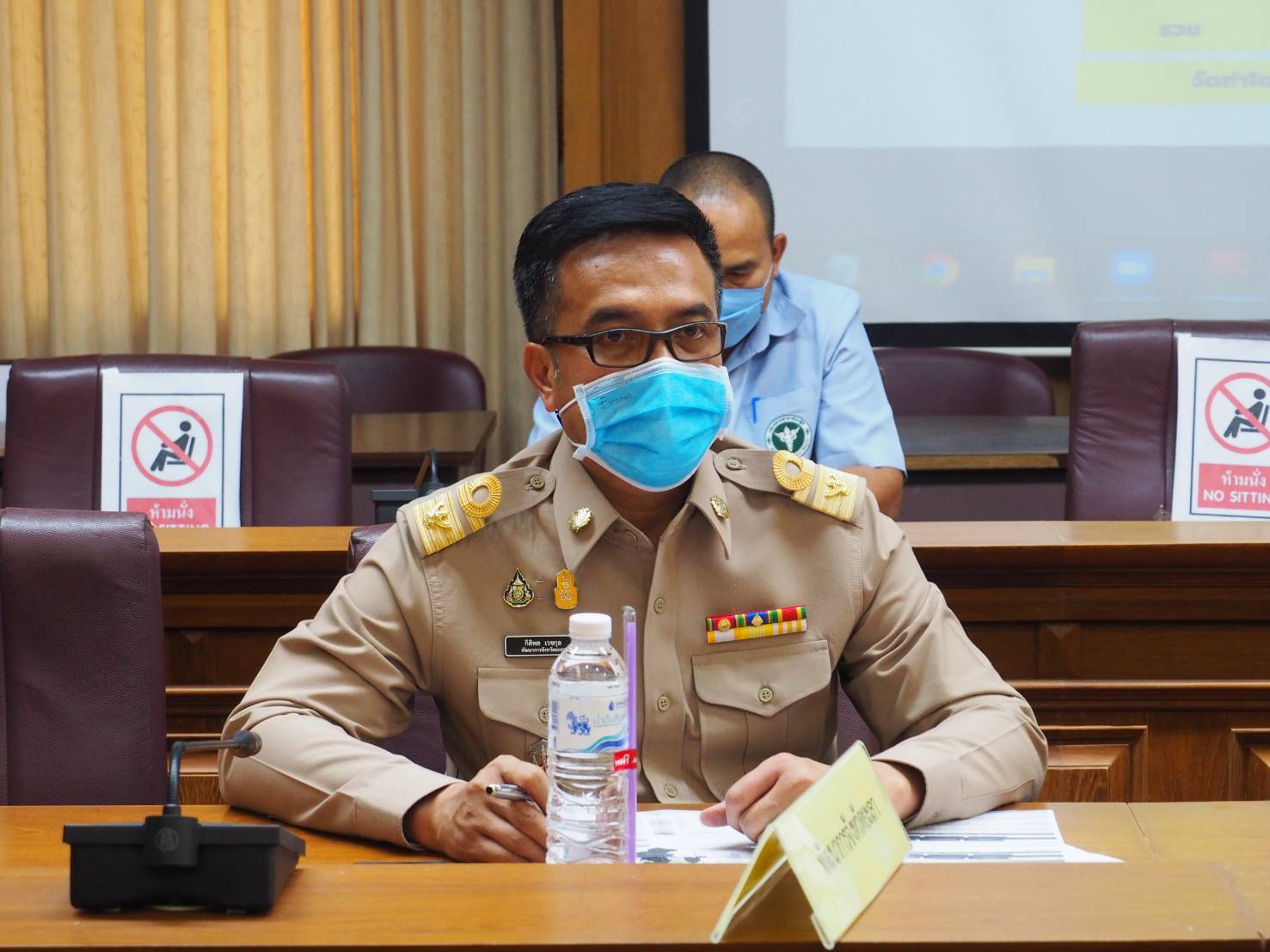 พจ.ยะลา ร่วมประชุมเฝ้าระวัง โควิด – 19 ครั้งที่ 32