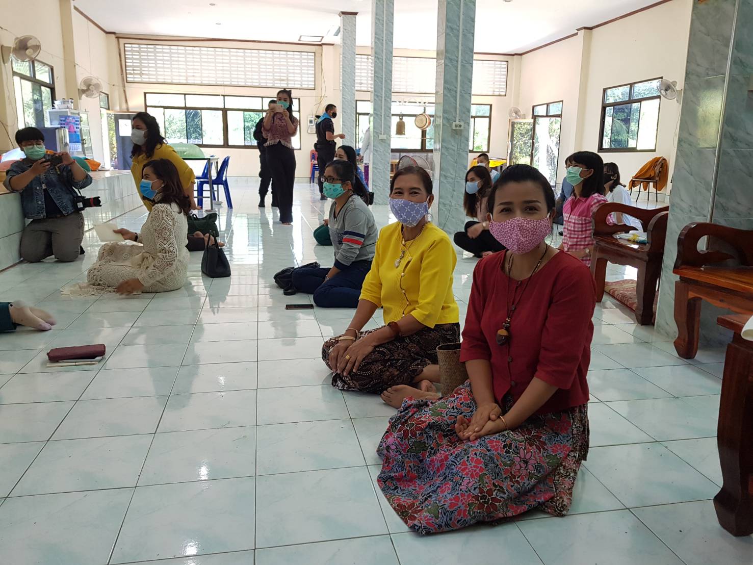 พช.ยะลา ร่วมถวาย เครื่องอุปโภคบริโภคแด่พระสงฆ์ อ.ยะหา-กาบัง