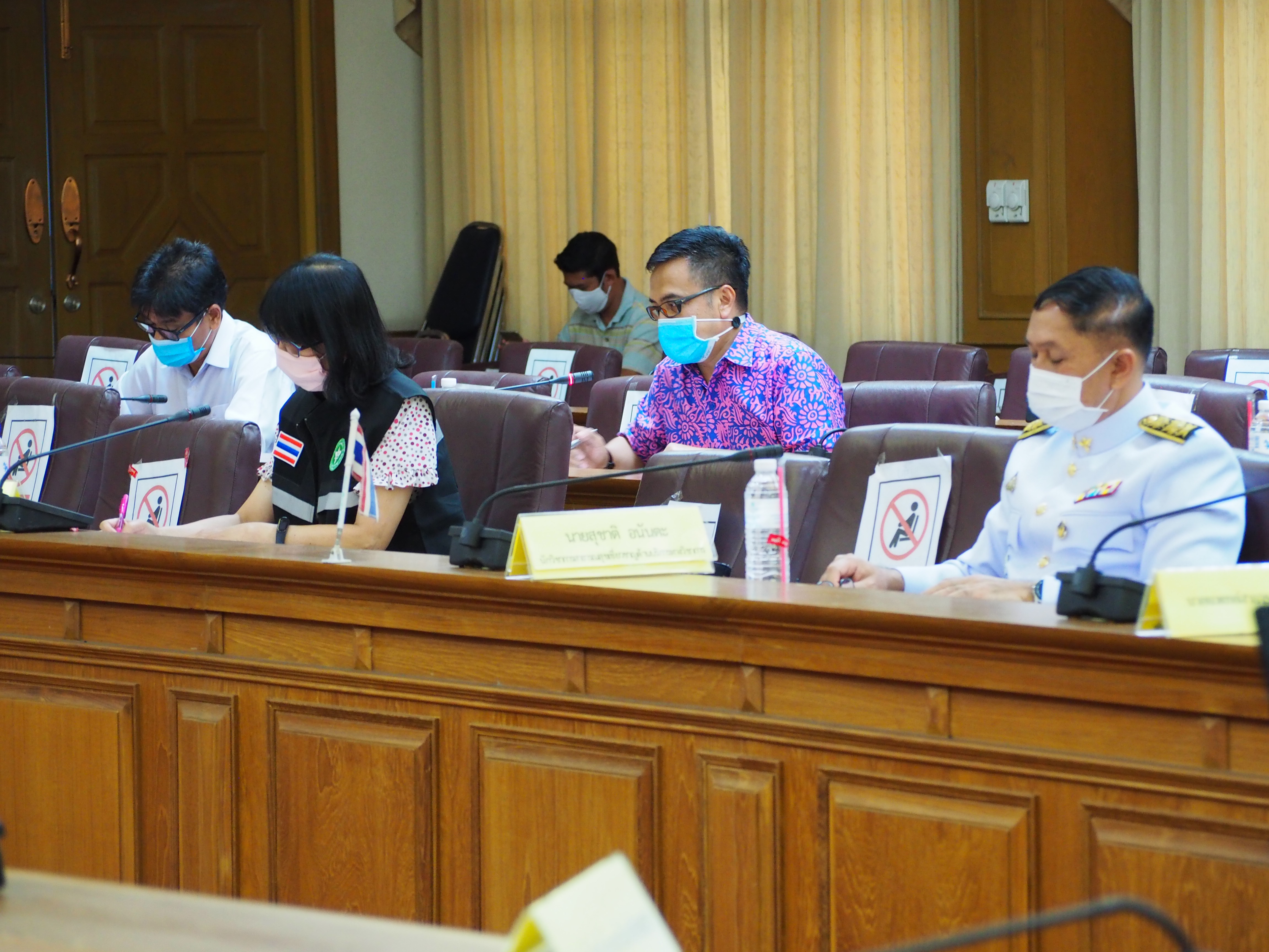 พจ.ยะลา ร่วมประชุมเฝ้าระวัง โควิด – 19 ครั้งที่ 33