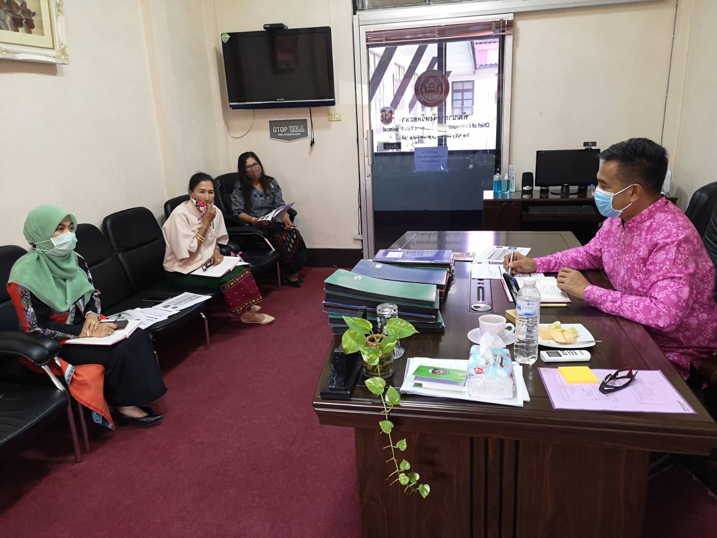พจ.ยะลา ประชุมเตรียมความพร้อมโครงการ ภายใต้กรอบนโยบายการฟื้นฟูเศรษฐกิจฯ
