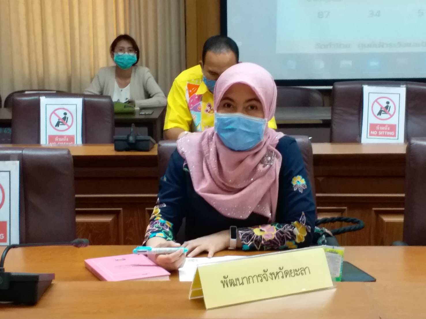 พช.ยะลา ร่วมประชุมศูนย์ปฏิบัติการภาวะฉุกเฉินกรณีการระบาดของเชื้อไวรัสโคโรนา 2019 (โควิด – 19) จังหวัดยะลา ครั้งที่ 55