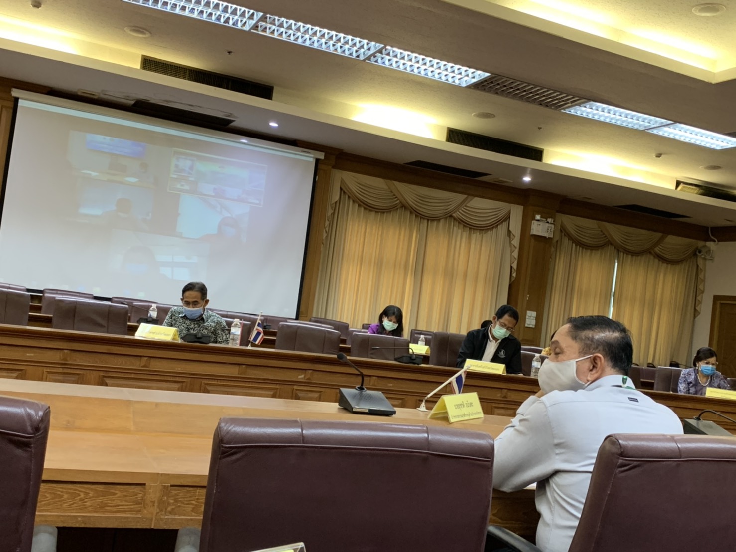พช.ยะลา ร่วมประชุมศูนย์ปฏิบัติการภาวะฉุกเฉินกรณีการระบาดของเชื้อไวรัสโคโรนา 2019