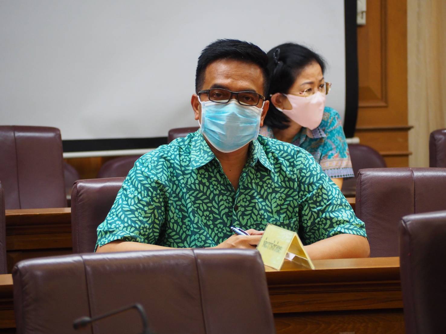 พจ.ยะลา ประชุมศูนย์เฝ้าระวังและป้องกันการแพร่ระบาด โควิด – 19 ครั้งที่ 64