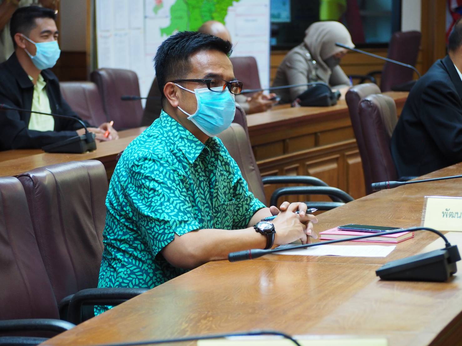 พจ.ยะลา ประชุมศูนย์เฝ้าระวังและป้องกันการแพร่ระบาด โควิด – 19 ครั้งที่ 64