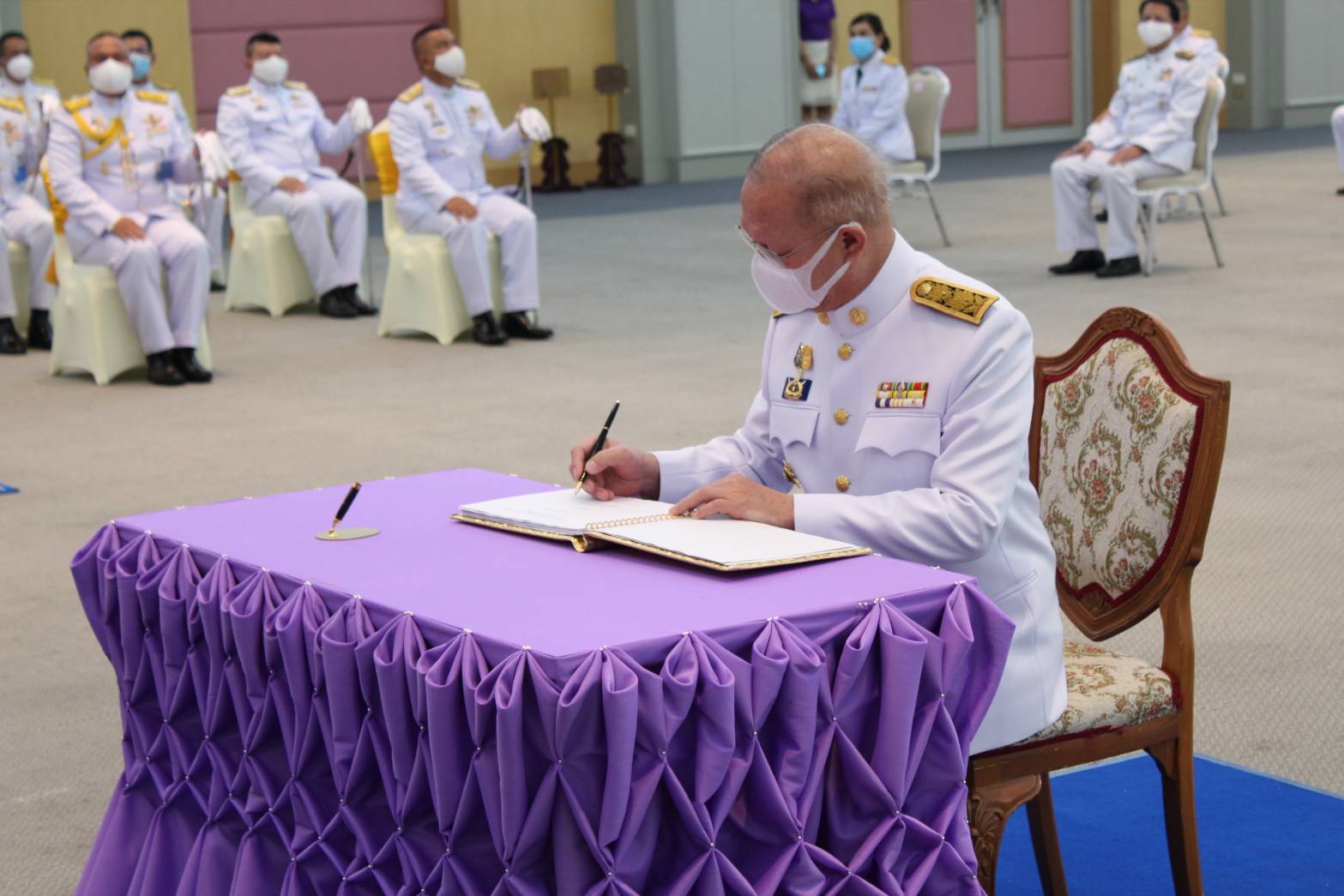 พช.ยะลา ร่วมพิธีลงนามถวายพระพรชัยมงคลเนื่องในโอกาสวันเฉลิมพระชนมพรรษาสมเด็จพระนางเจ้าฯ พระบรมราชินี