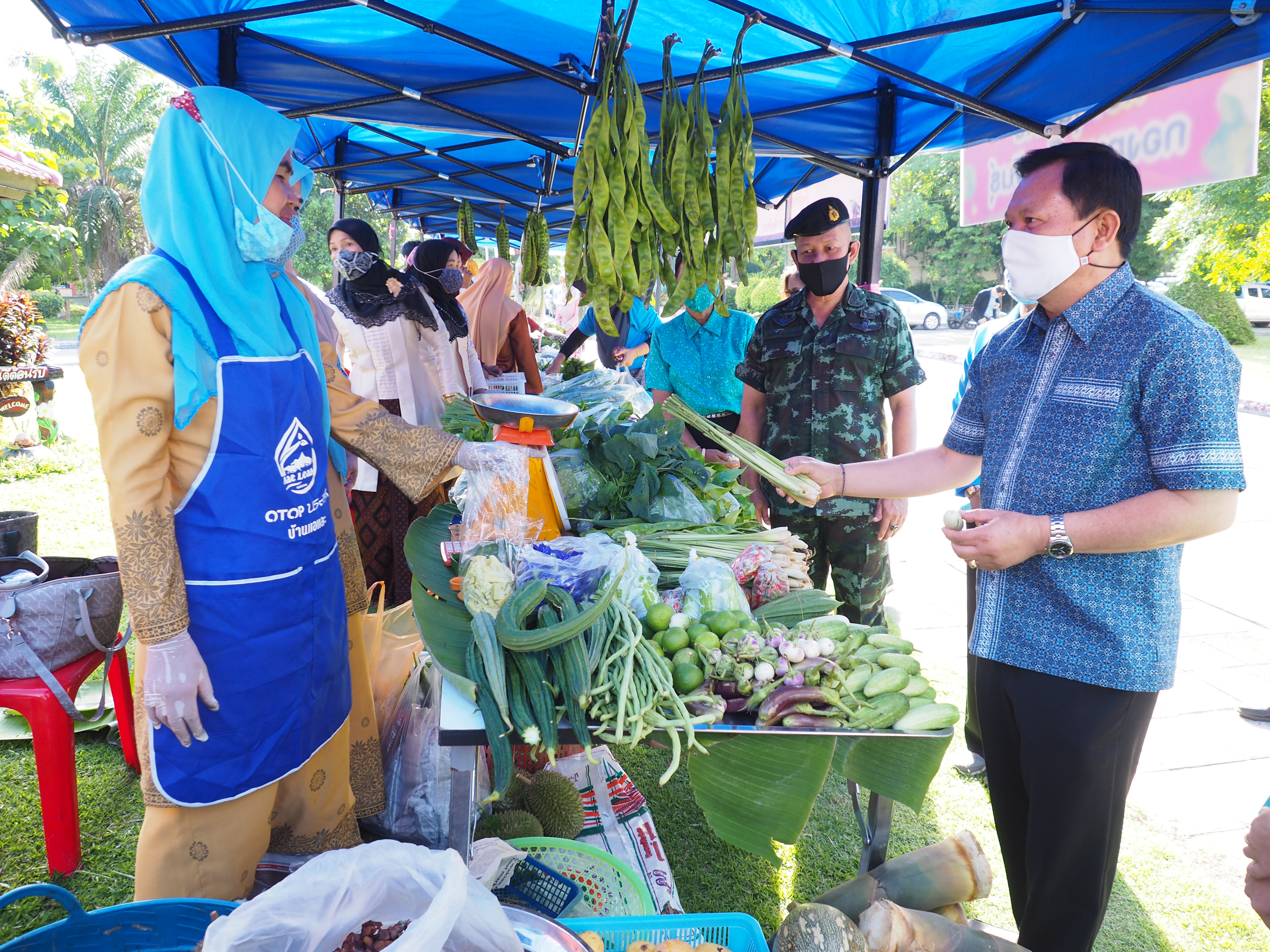ยะลา เปิดตลาดผักโครงการปฏิบัติการ 90 วัน ปลูกผักสวนครัว เพื่อสร้างความมั่นคงทางอาหาร