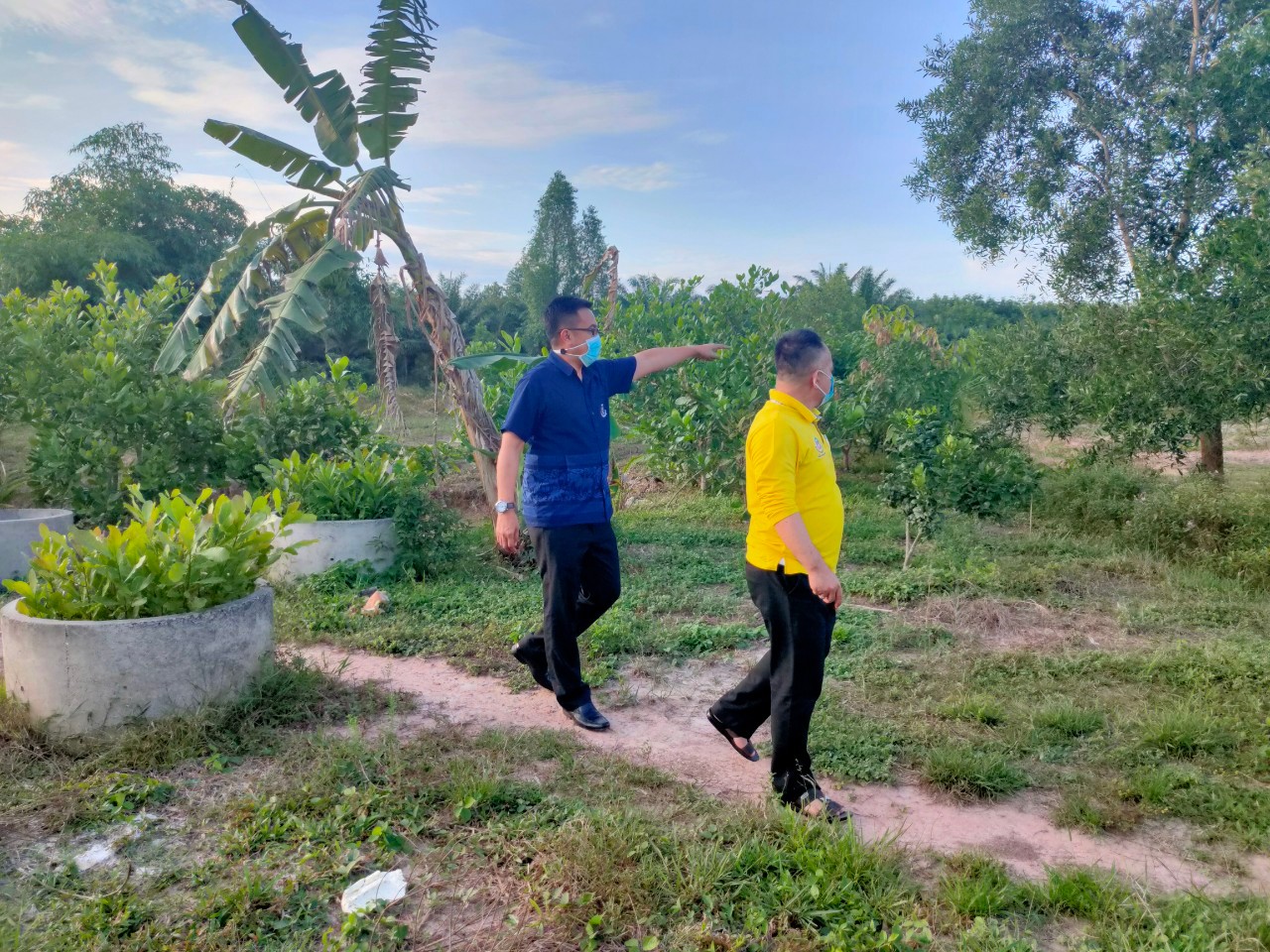 พจ.ยะลา สำรวจพื้นที่ “โคก หนอง นา” อำเภอรามัน