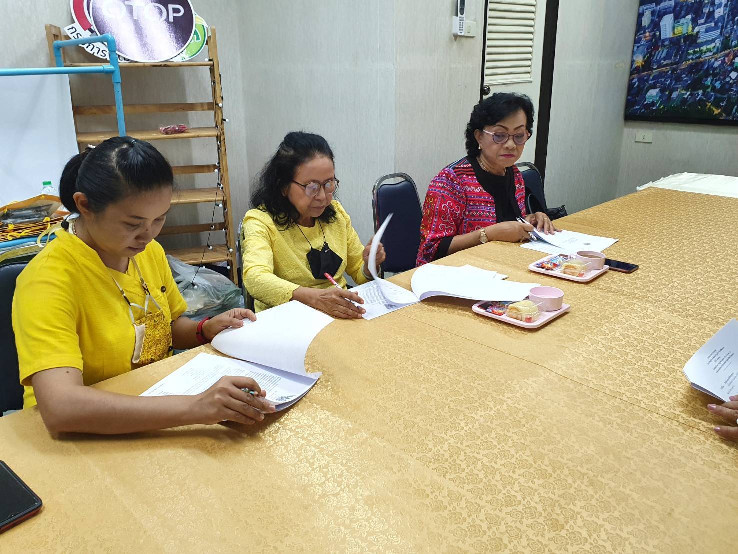 พช.ยะลา ประชุมวางแผนขับเคลื่อนกิจกรรมทีมอาสาพัฒนาบ้านเกิด