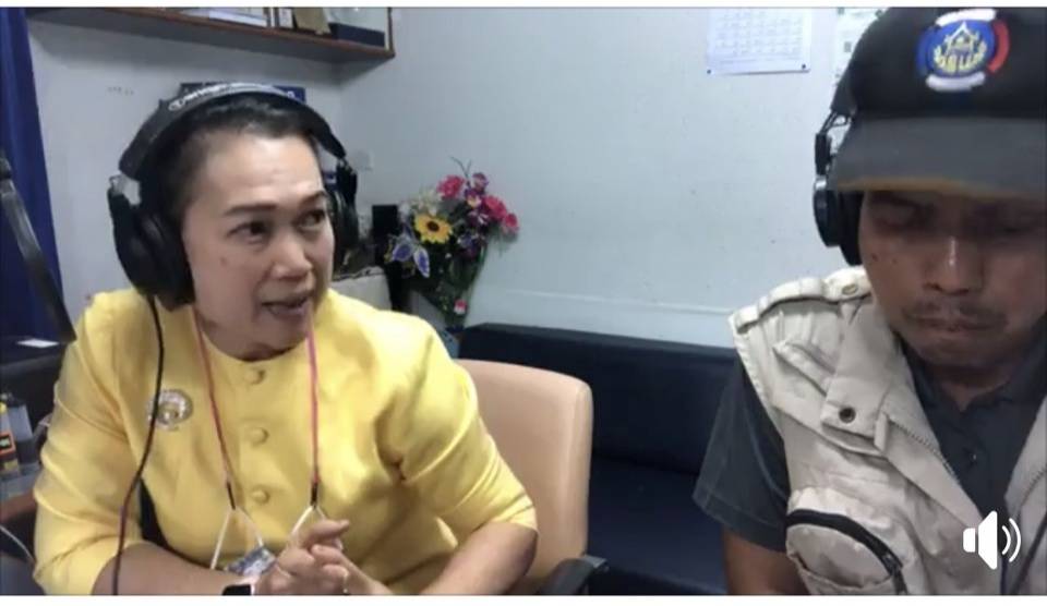 พช.ยะลา ประชาสัมพันธืงานพัฒนาชุมชนผ่านรายการวิทยุ ศอ.บต.