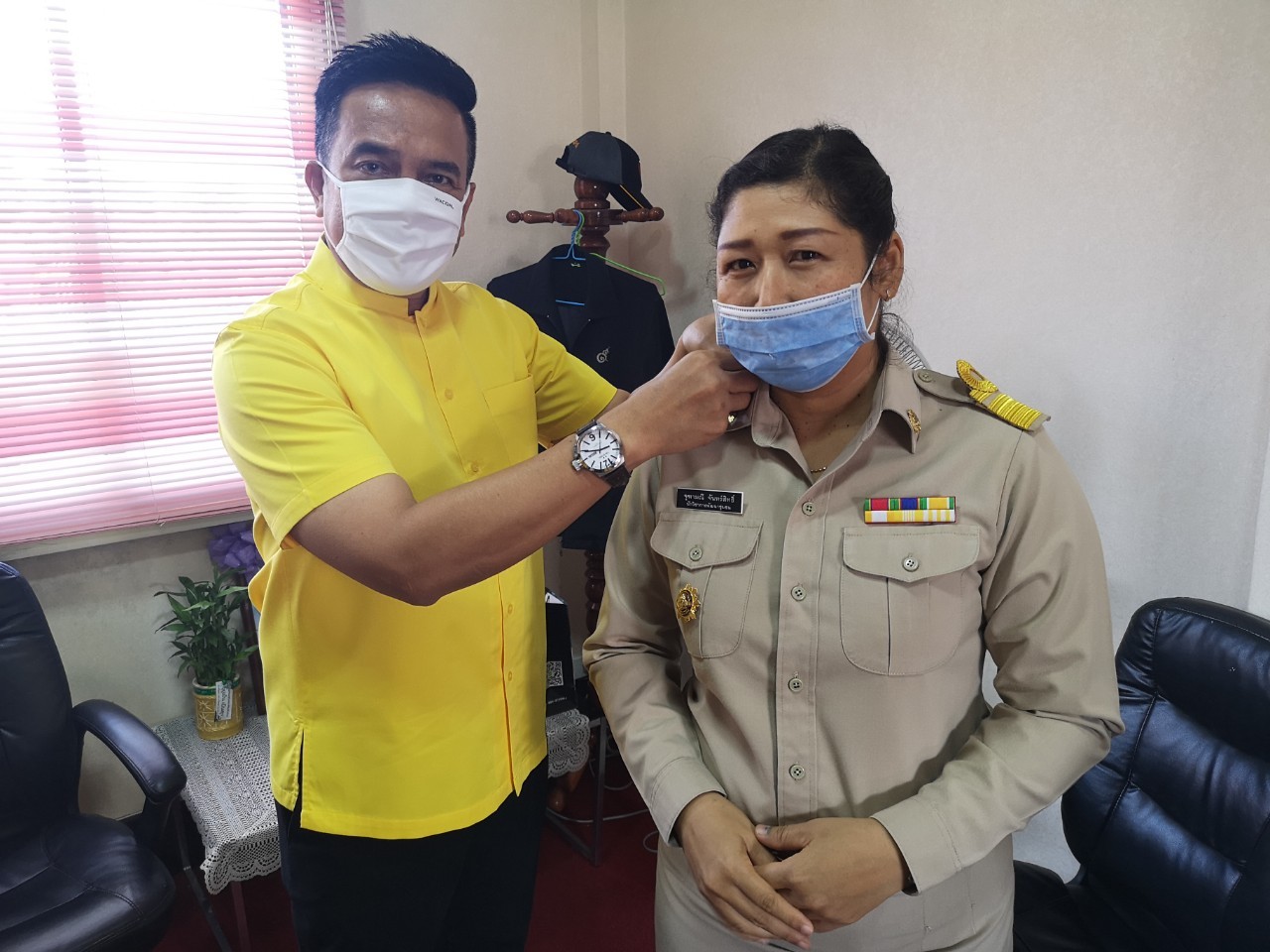 พช.ยะลา แสดงความยินดีแก่ข้าราชการที่ได้รับคัดเลือกตำแหน่งนักวิชาการพัฒนาชุมชนชำนาญการ