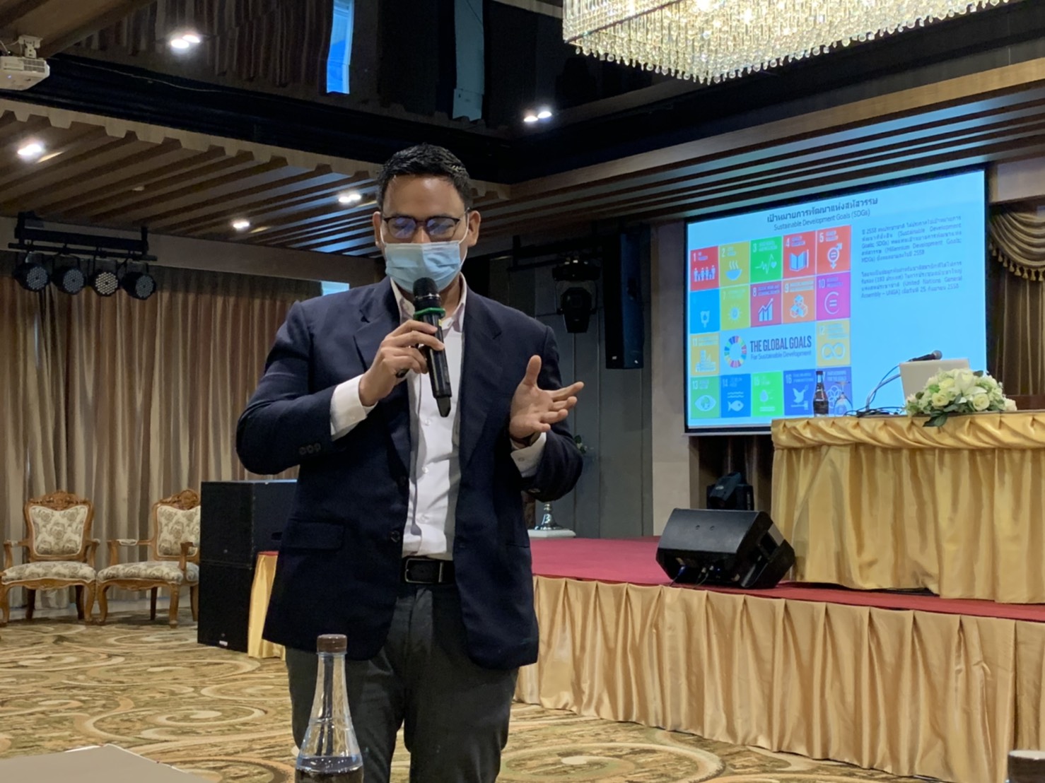 พช.ยะลา ร่วมประชุมเชิงปฏิบัติการทบทวนแผนพัมนากลุ่มจังหวัดภาคใต้ชายแดน พ.ศ.2561-2565