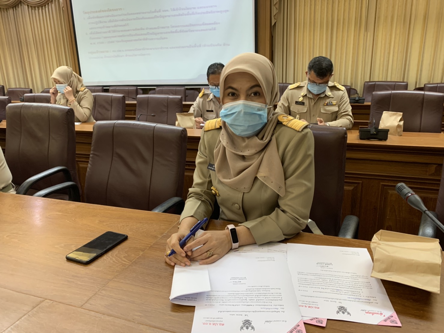 พช.ยะลา นำเสนอผลการดำเนินงานป้องกันและแก้ไขปัญหายาเสพติด