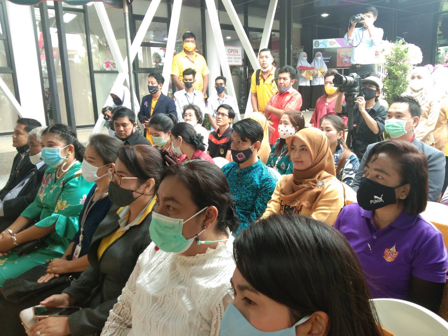 พช.ยะลา ร่วมกิจกรรมเปิดศูนย์แสดงและจำหน่ายสินค้าวิทยาศาสตร์และเกษตรอินทรีย์ (YRU Fresh Mart) มหาวิทยาลัยราชภัฏยะลา
