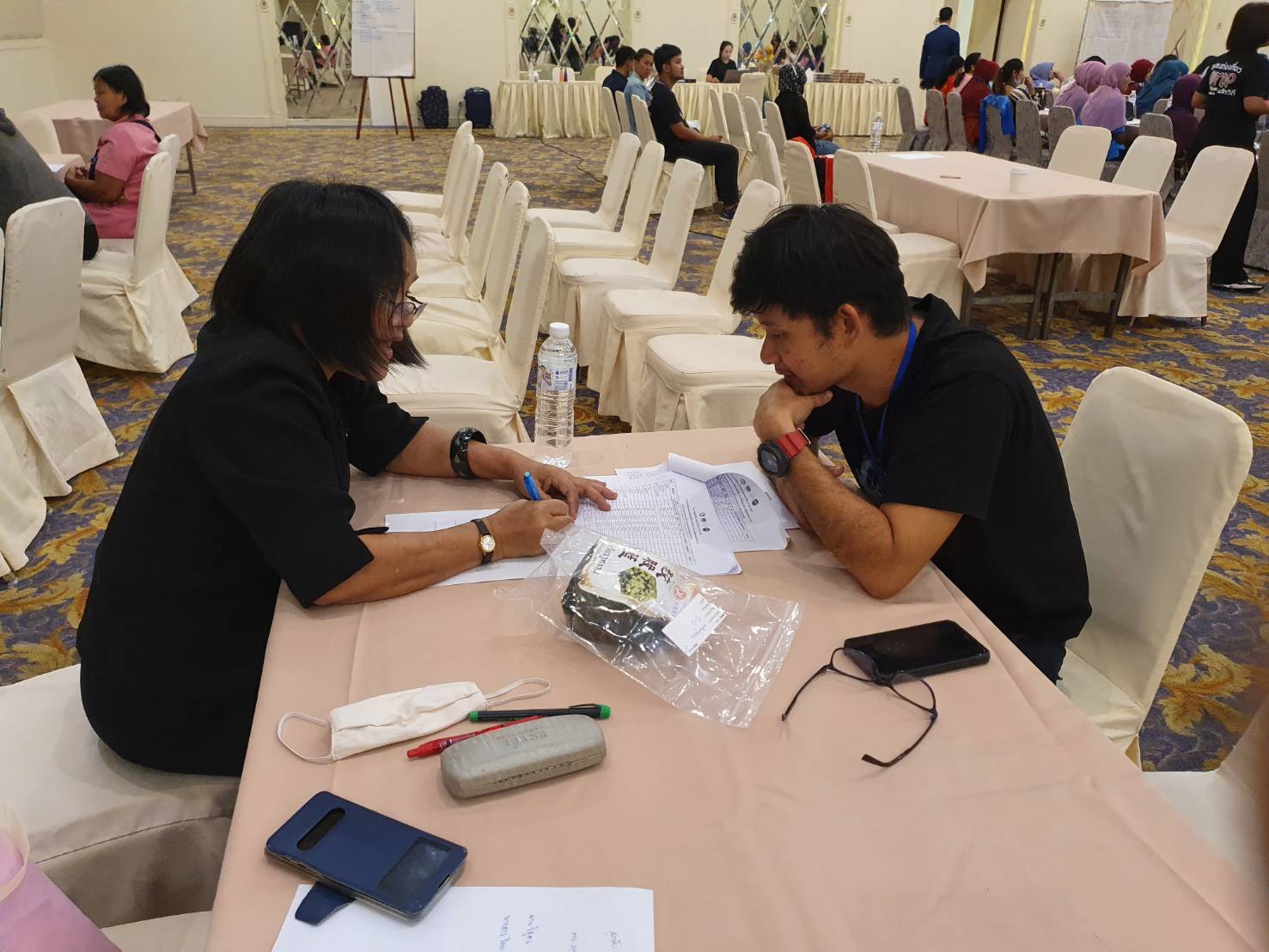 พช.ยะลา นำผู้ประกอบการ OTOP ร่วมกิจกรรมยกระดับและพัฒนาผลิตภัณฑ์เพื่อจำหน่ายให้นักท่องเที่ยว