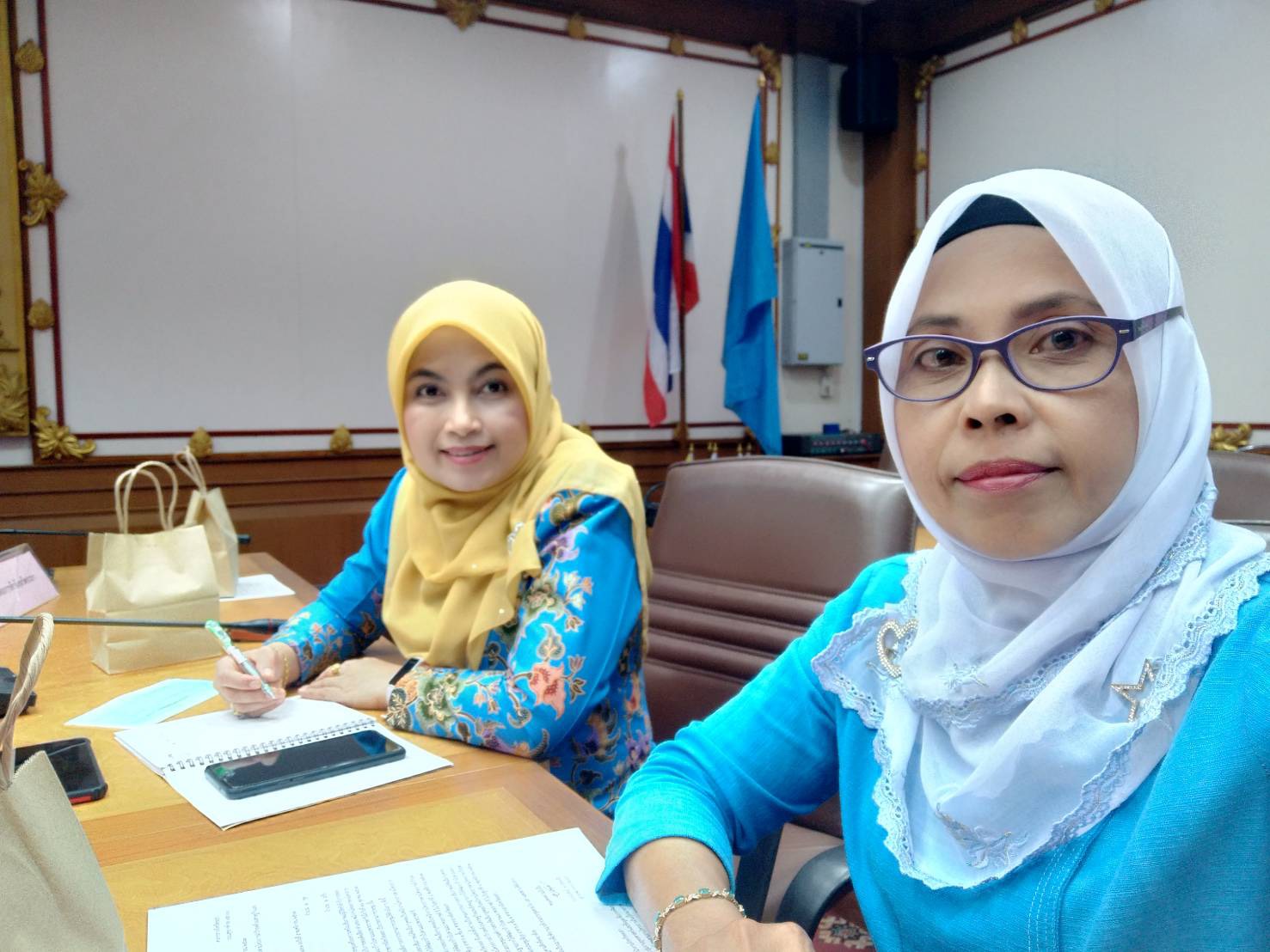 พช.ยะลา ร่วมประชุมสอบคัดเลือกบุคคลเป็นพนักงานโครงการตามโครงการฝ่าวิกฤต