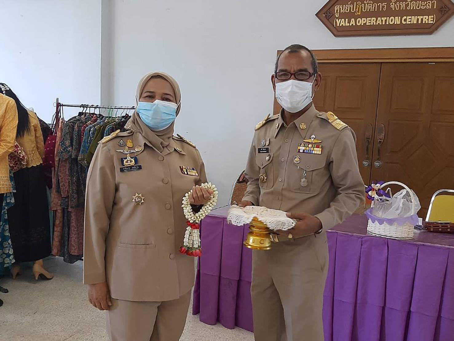 นายเสรี จิตรเวช พัฒนาการจังหวัดยะลา เข้าเยี่ยมคารวะผู้บริหารจังหวัด