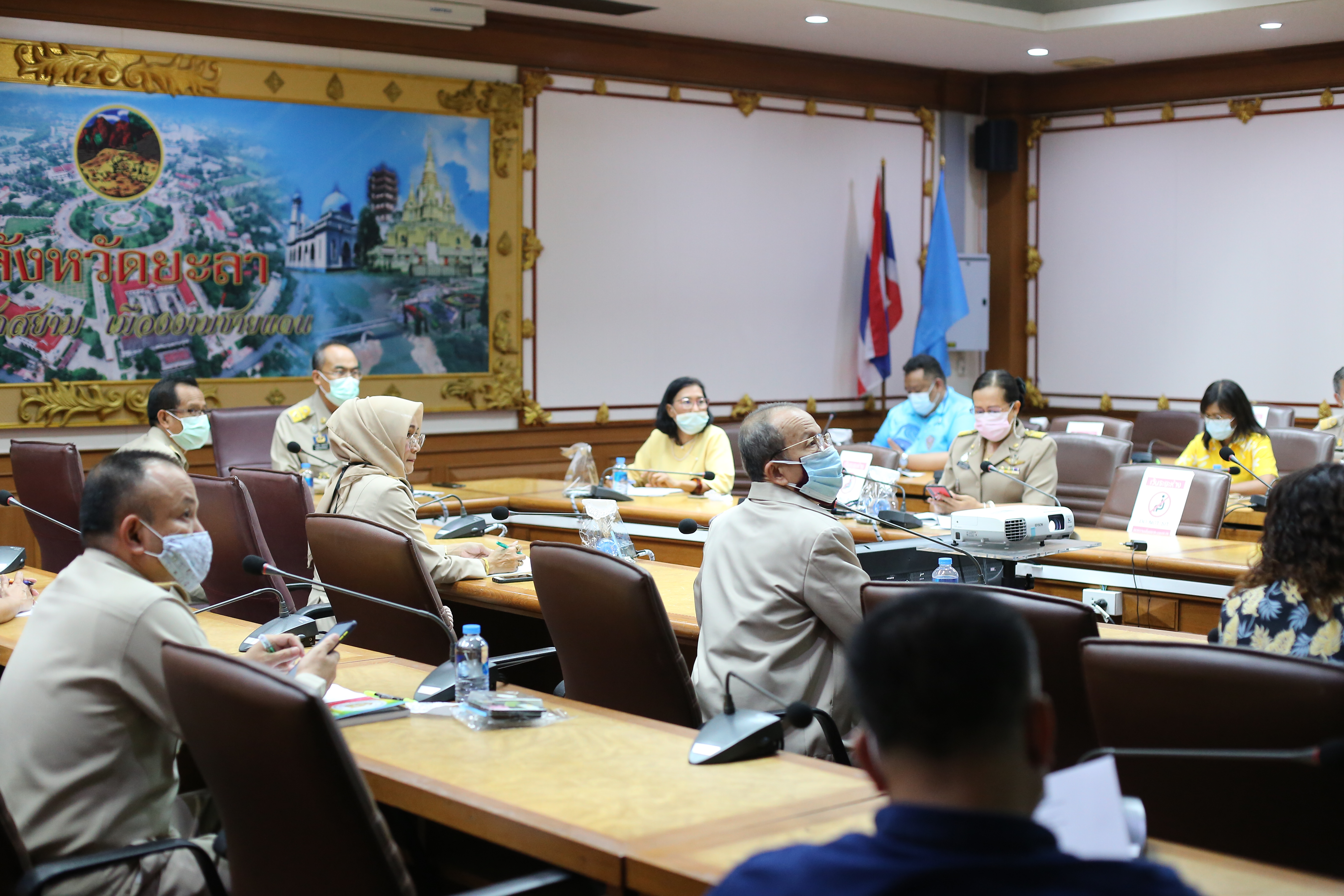 จ.ยะลา ประชุมพิจารณาการจัดหารายได้สมทบกองทุนพัฒนาเด็กชนบท