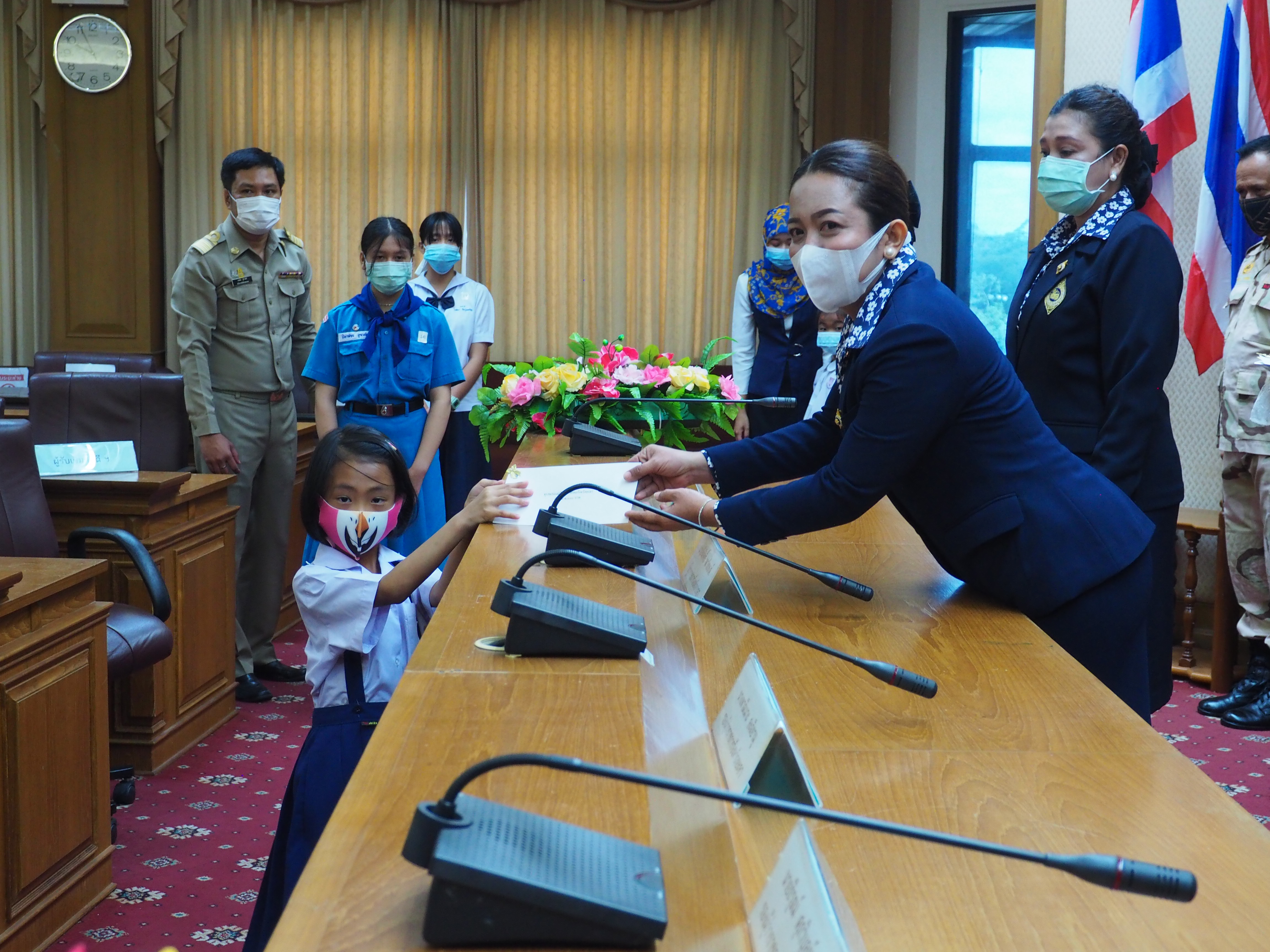 พช.ยะลา ร่วมพิธีมอบทุนการศึกษาแก่บุตรข้าราชการในสังกัดกระทรวงมหาดไทย
