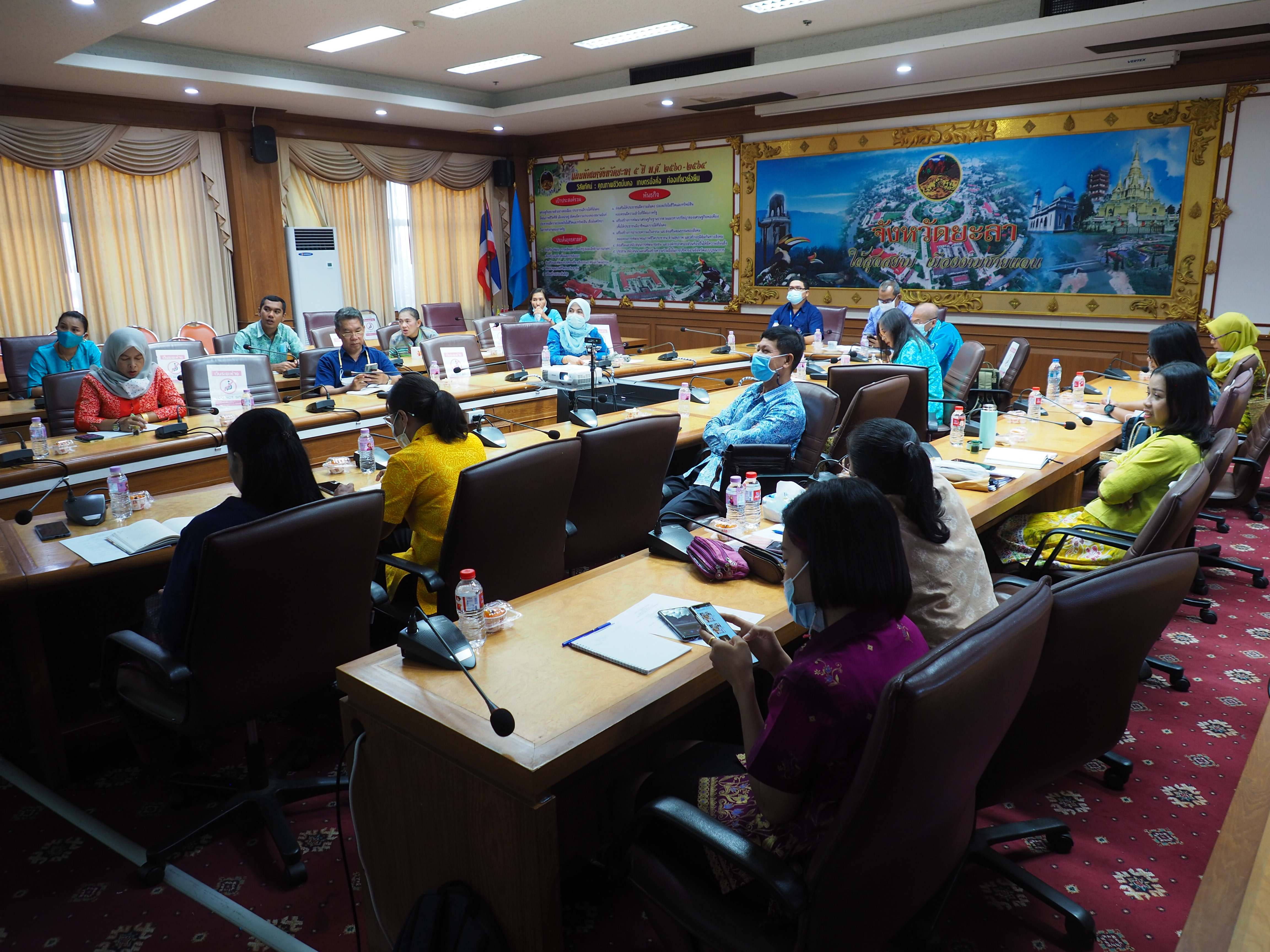 พช.ยะลา รับชมการประชุมกรมการพัฒนาชุมชน ครั้งที่ 3/2564