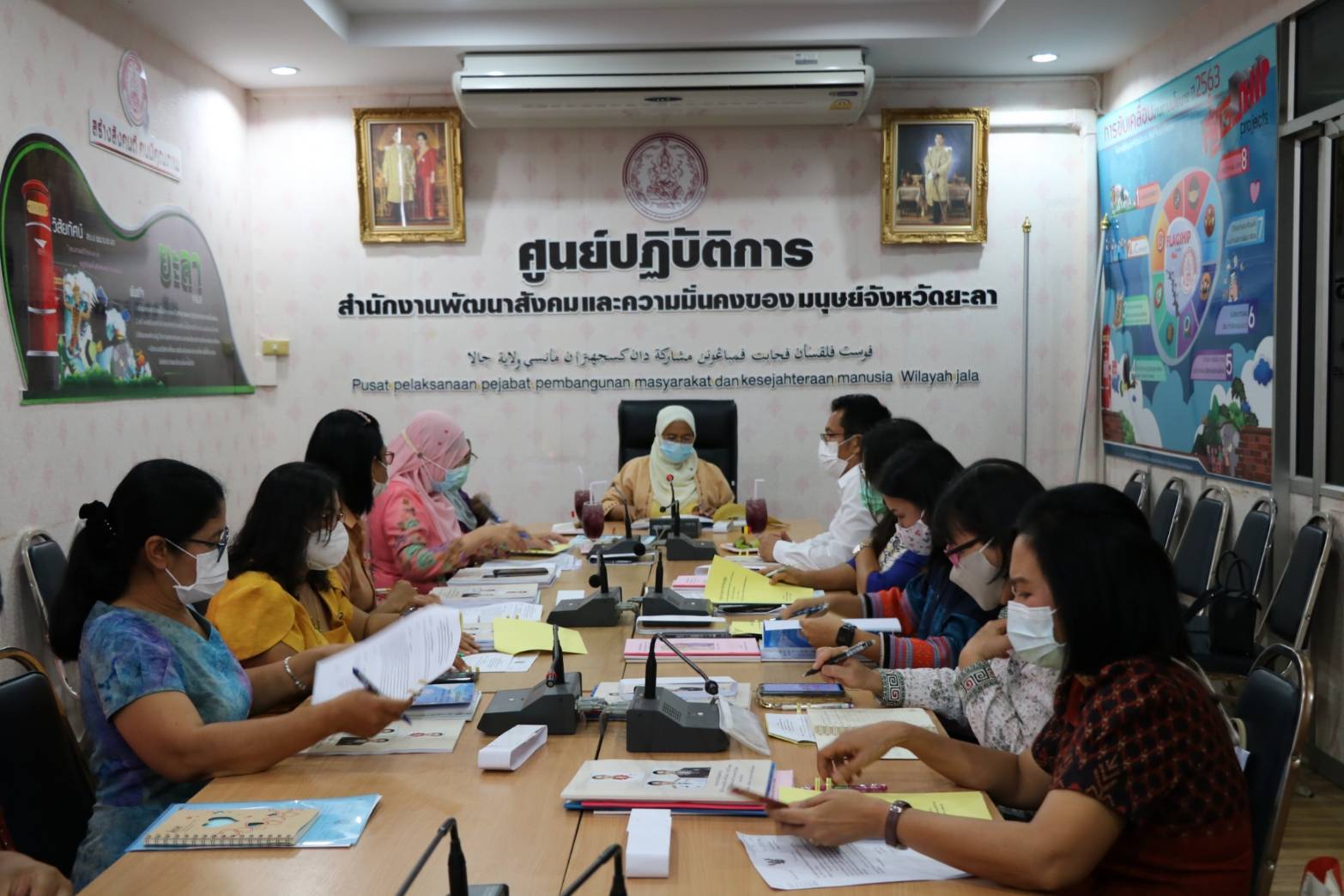 พช.ยะลา ร่วมคัดเลือกและสรรหาสตรีไทยดีเด่นจังหวัดยะลา ประจำปี 2564