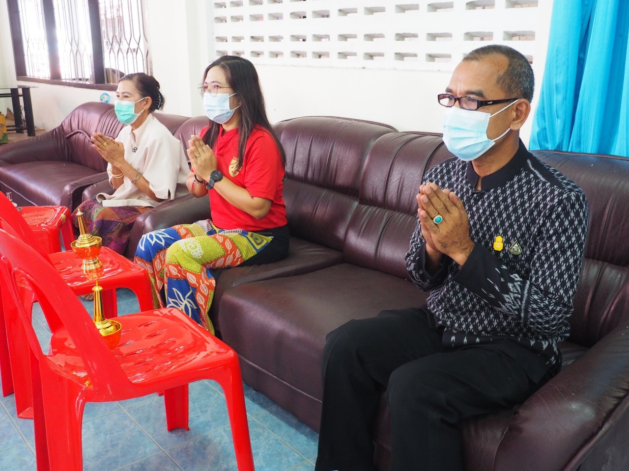 พจ.ยะลา ถวายภัตตาหารพระภิกษุ สามเณร ณ วัดพุทธภูมิ พระอารามหลวง