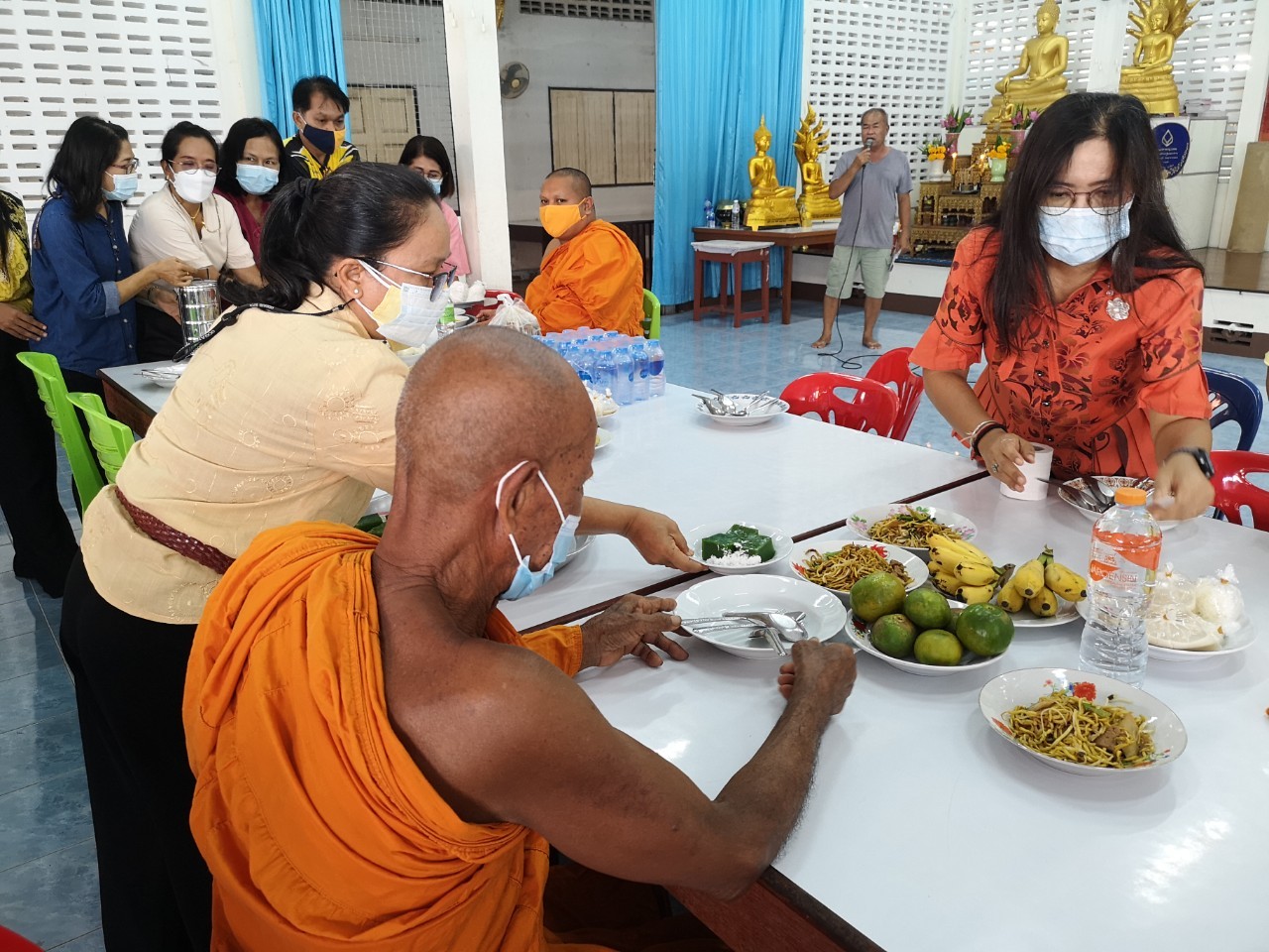 พช.ยะลา ถวายภัตตาหารพระภิกษุ สามเณร ณ วัดพุทธภูมิ พระอารามหลวง