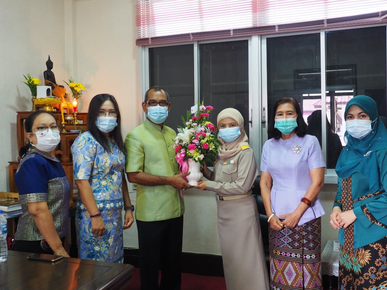 พจ.ยะลา แสดงความยินดีแก่ข้าราชการให้ดำรงตำแหน่งใหม่
