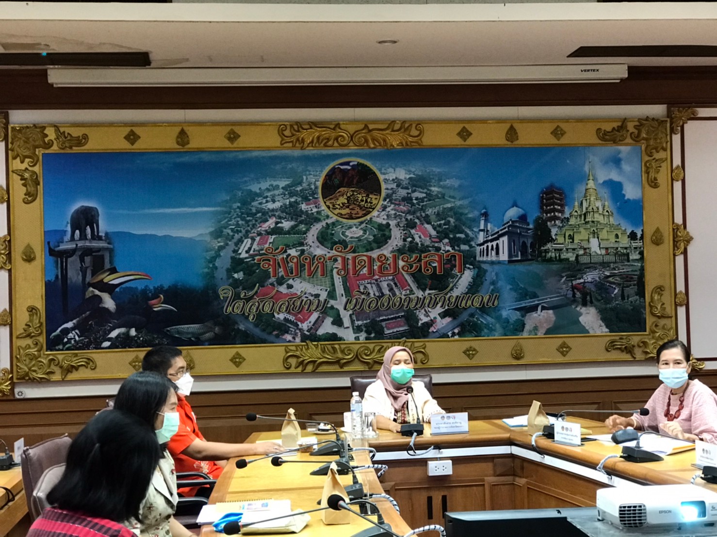 พช.ยะลา ประชุมคณะอนุกรรมการบริหารกองทุนพัฒนาบทบาทสตรี ครั้งที่ 6/2564