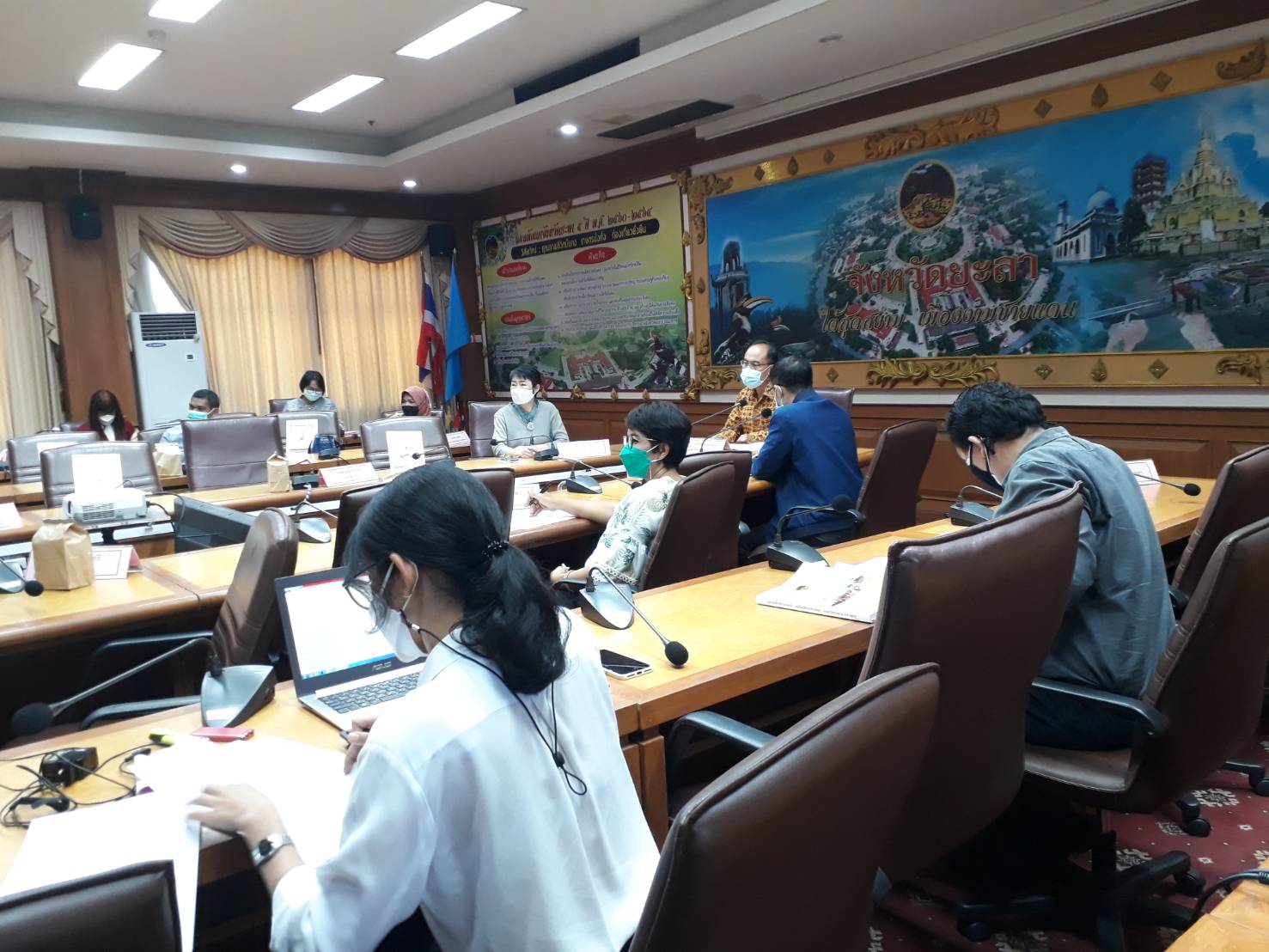 พช.ยะลา ประชุมคณะกรรมการบริหารงานกลุ่มจังหวัดแบบบูรณาการ (ก.บ.ก.)