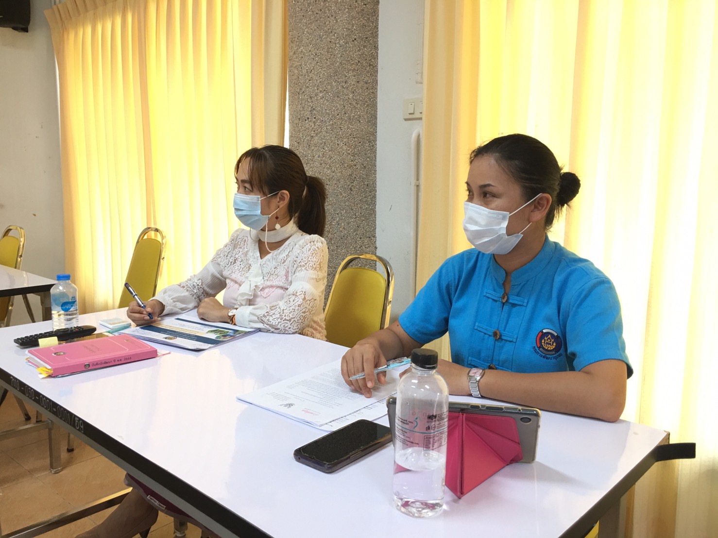 พช.ยะลา ร่วมรับฟังการประชุมโครงการเสริมสร้างและพัฒนาผู้นำการเปลี่ยนแปลง ระยะที่ ๒ 