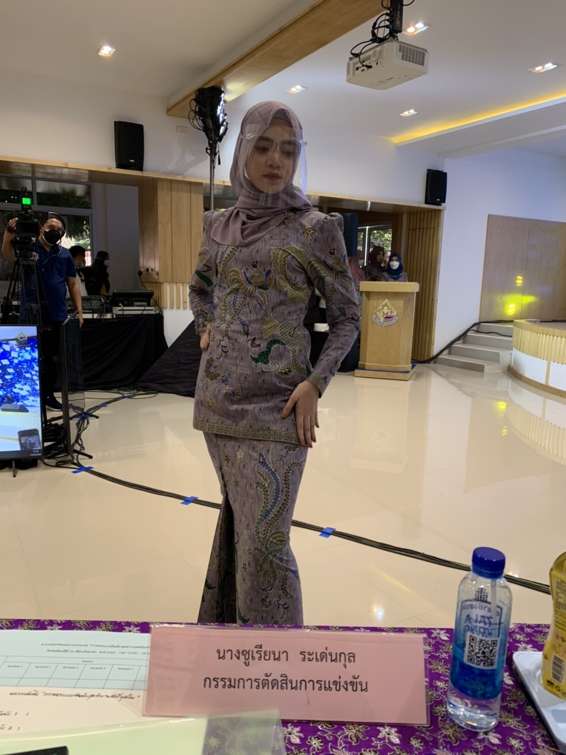 พช.ยะลา ร่วมกิจกรรม มหกรรมวิชาการ เบิกฟ้า วชช.ยะลา “พหุวัฒนธรรมชุมชนเข้มแข็งเชื่อมสันติสุขชายแดนใต้” ประจำปี 2564